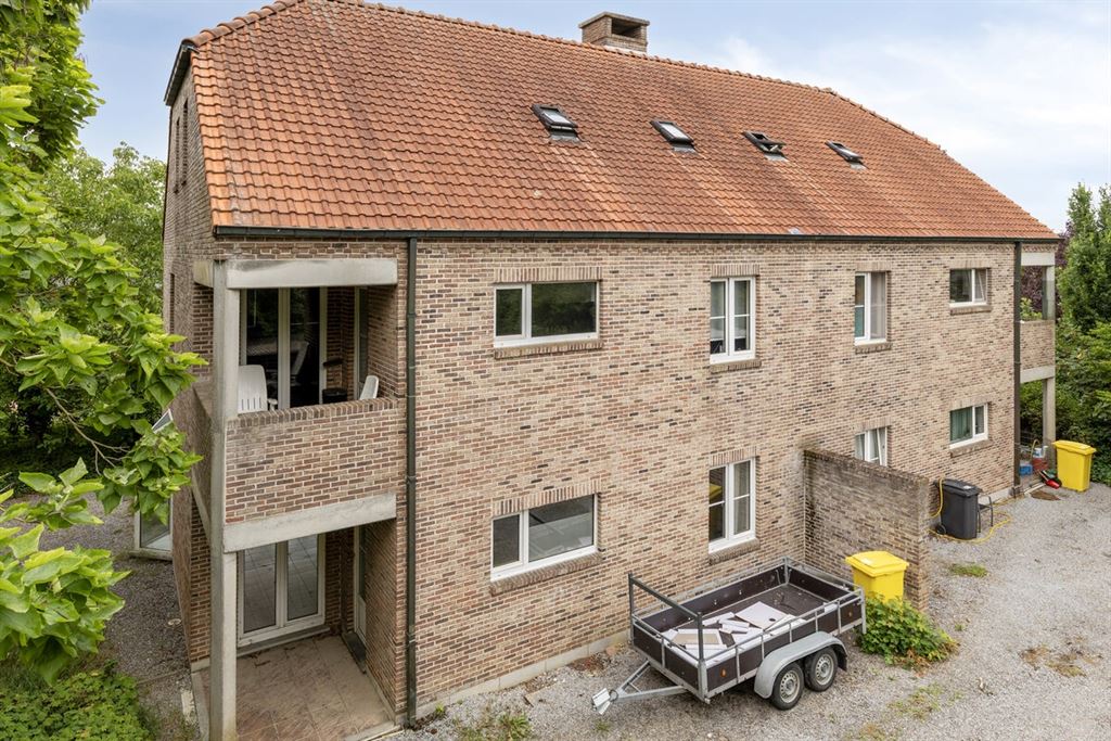 Twee ruime, te renoveren, woningen te koop!  foto 13