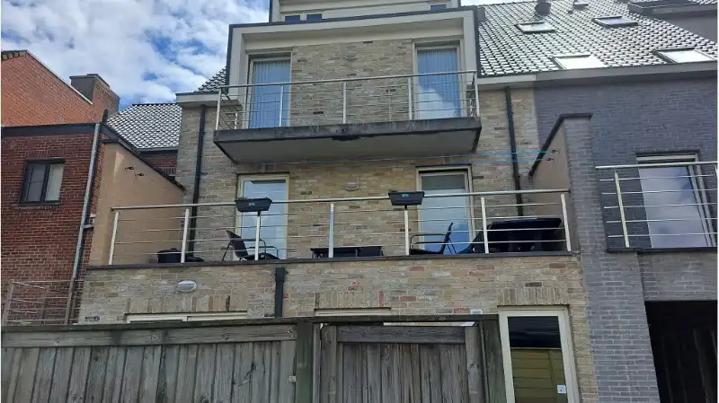 lichtrijk 2-slaapkamerappartement met TERRAS + AUTOSTANDPLAATS te huur in Torhout foto 9