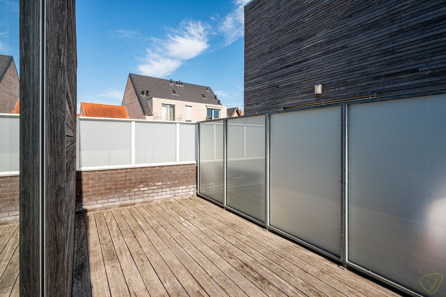 Instapklare woning met zonnige terrassen en garagebox foto 12