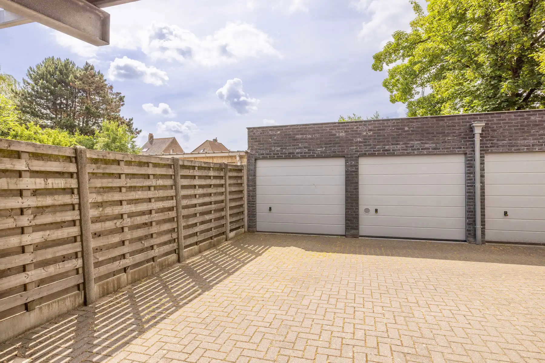 Instapklaar gelijkvloers appartement (97 m²) + parkeerplaats foto 21