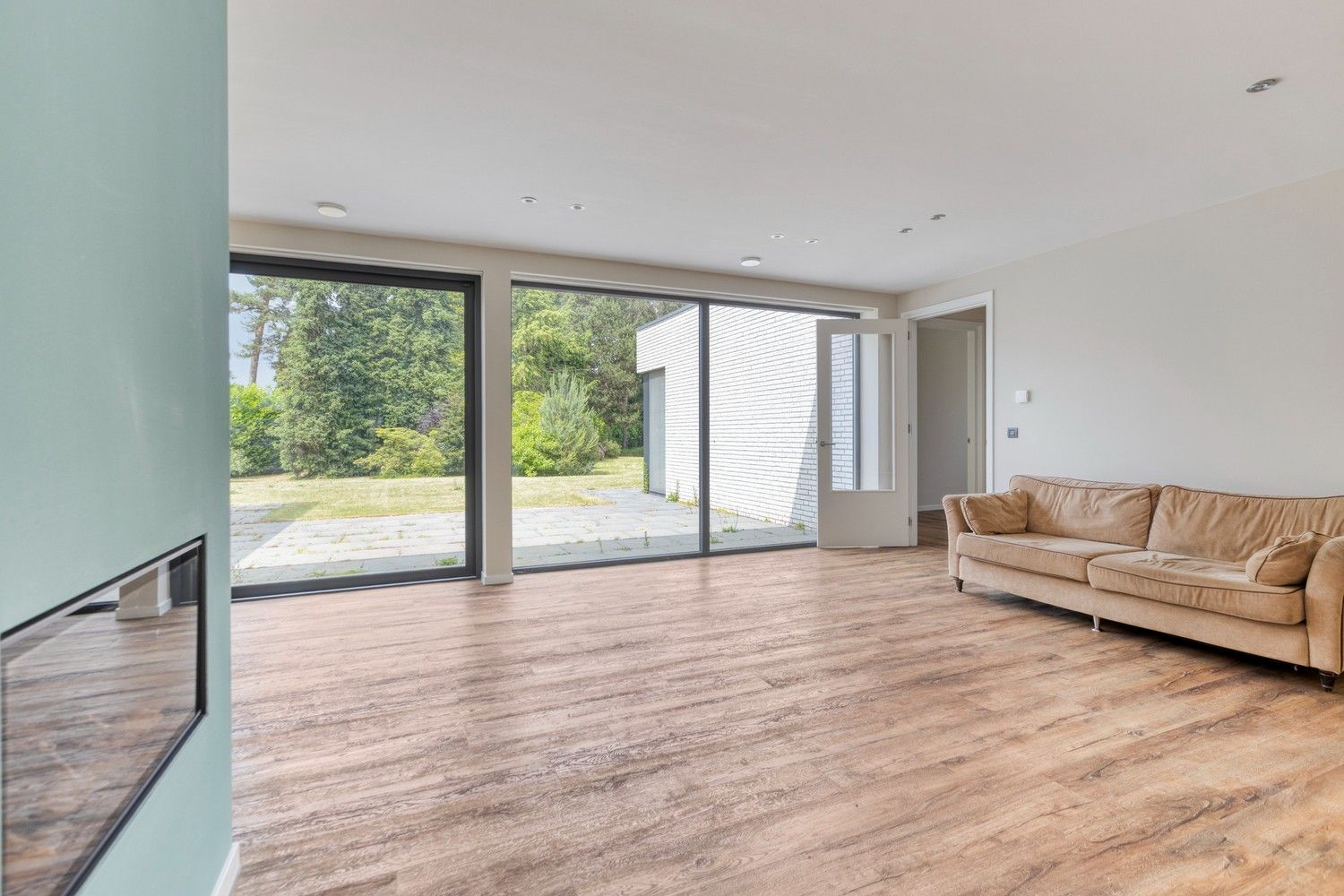 Ruime, energiezuinige bungalow op een toplocatie in residentiële villawijk foto 13