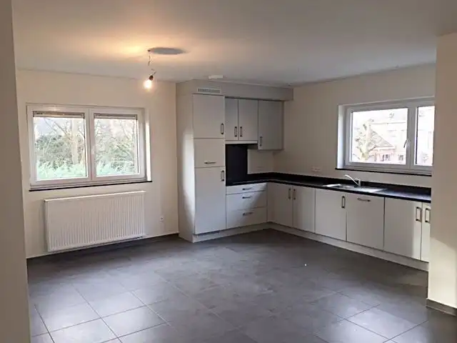 Appartement met 2 slaapkamers te Overpelt centrum foto 10