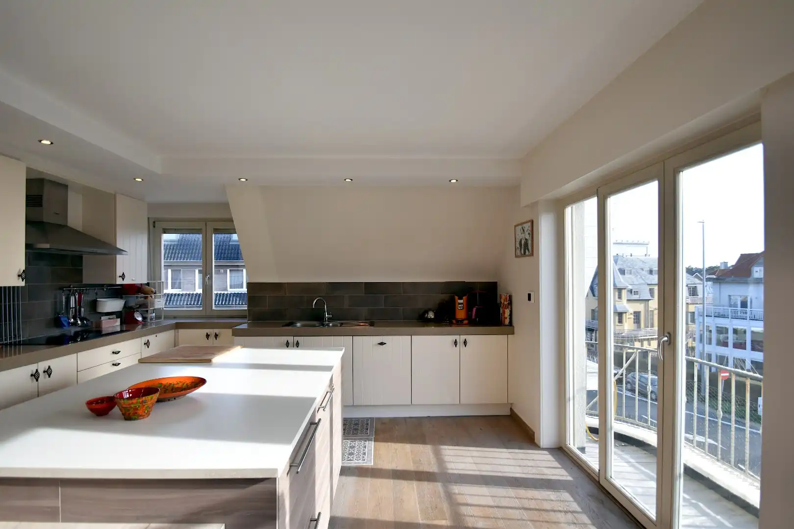 Zonnig 3-slaapkamerappartement in de Concessie, vlak bij zee foto 9