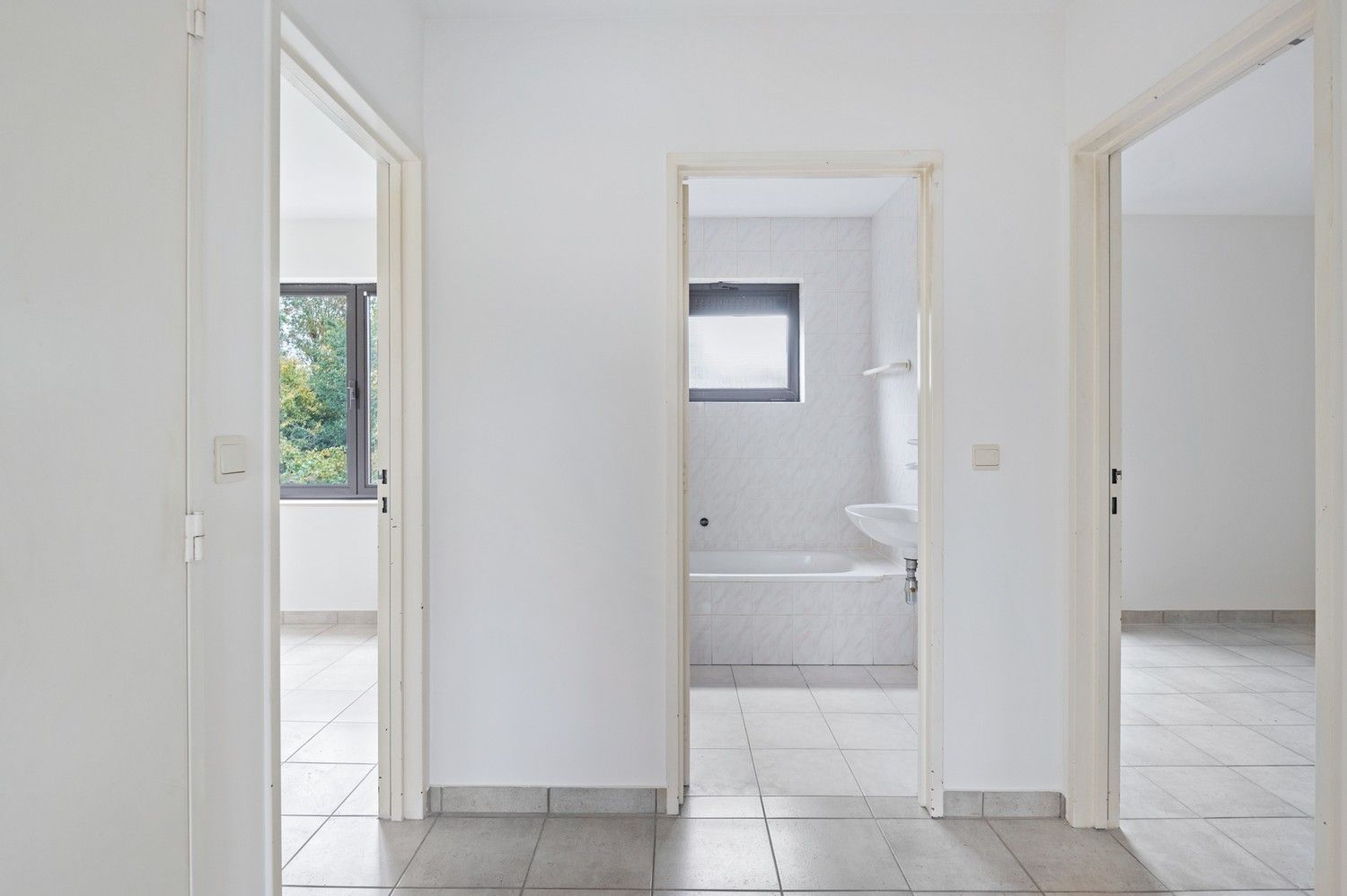 Appartement met 2 slaapkamers en terras in Wommelgem! foto 7