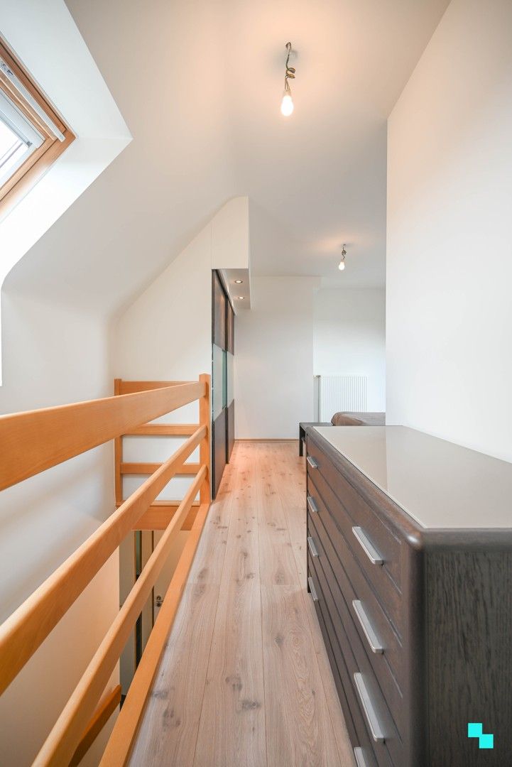 Uiterst kwalitatief tweeslaapkamerappartement met garagebox foto 19