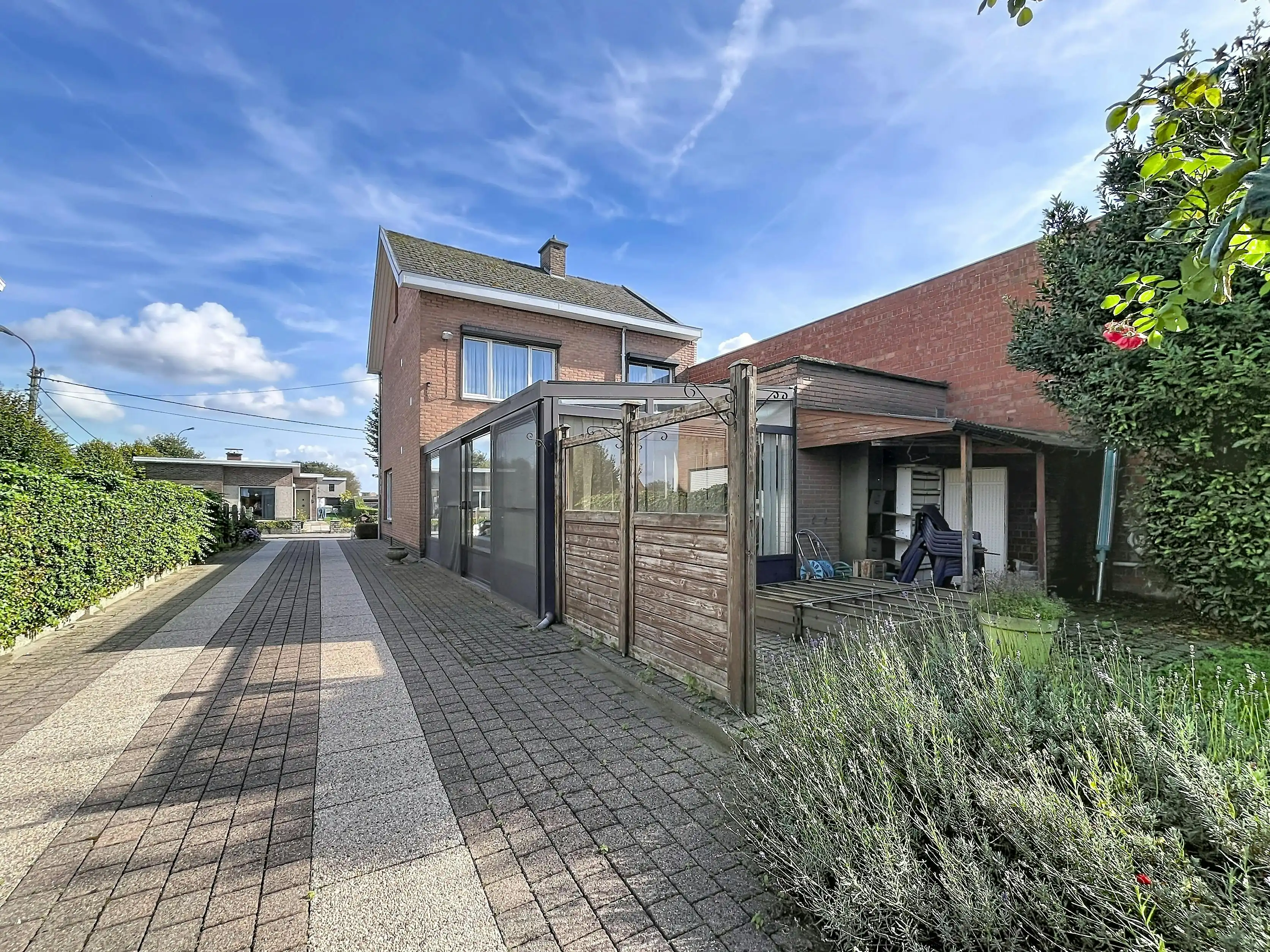 Halfopen huis met 3 slaapkamers te koop in centrum Ursel foto 23