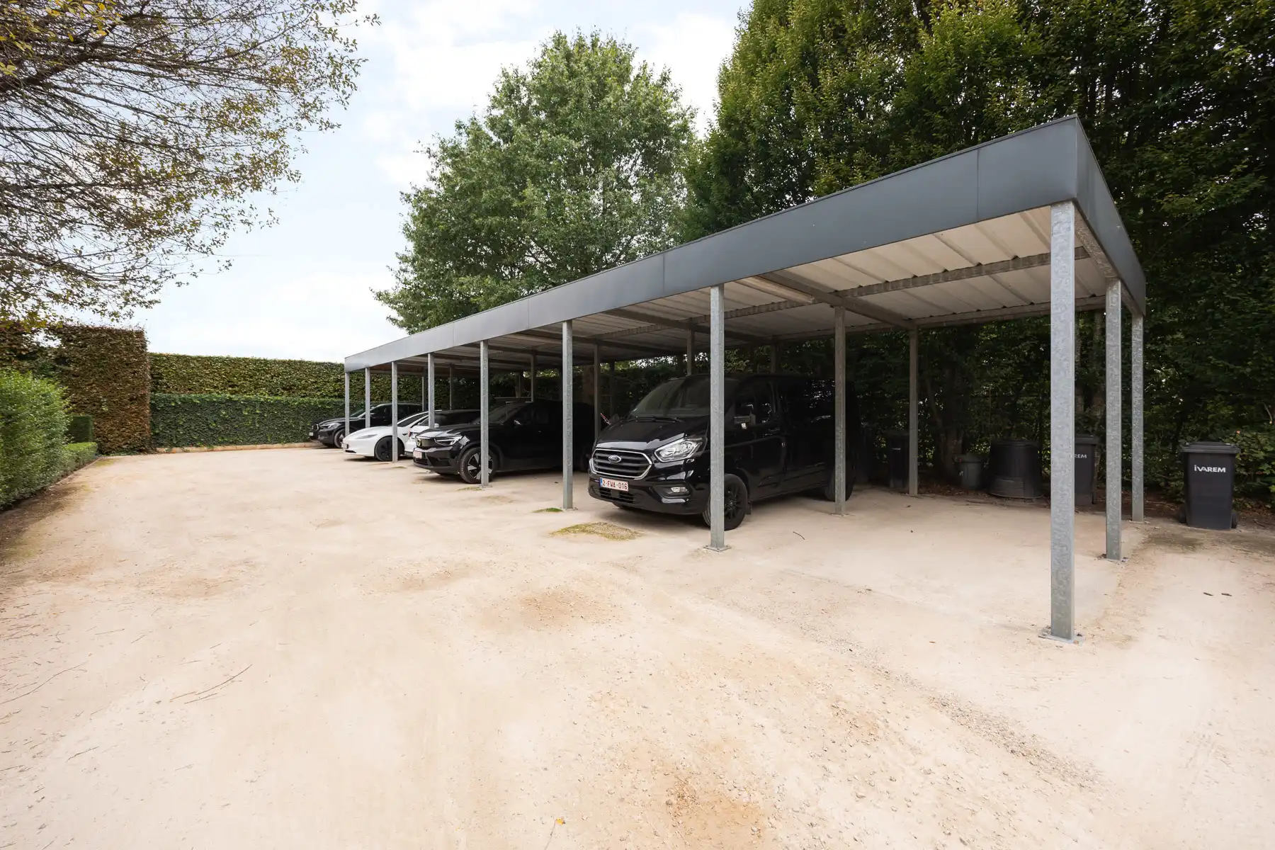 Prachtig dakappartement met ruime zolder en carport! foto 28
