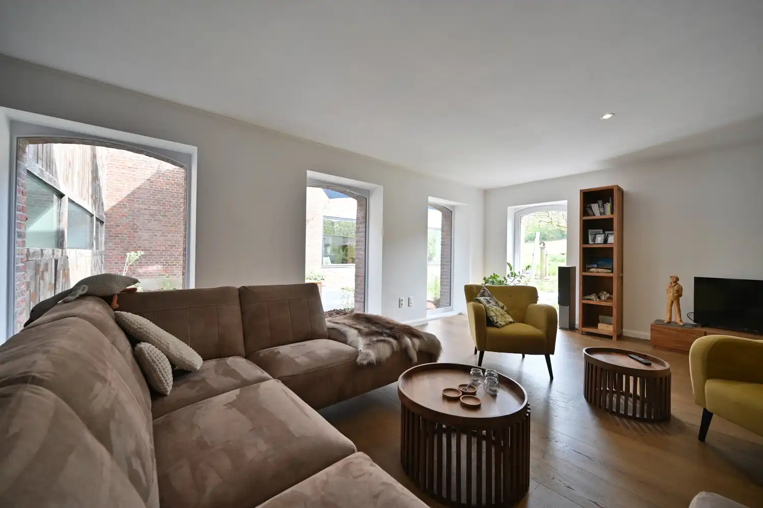 Prachtig gerenoveerde hoeve uniek gelegen in het glooiende landschap van Grote-Spouwen foto 18