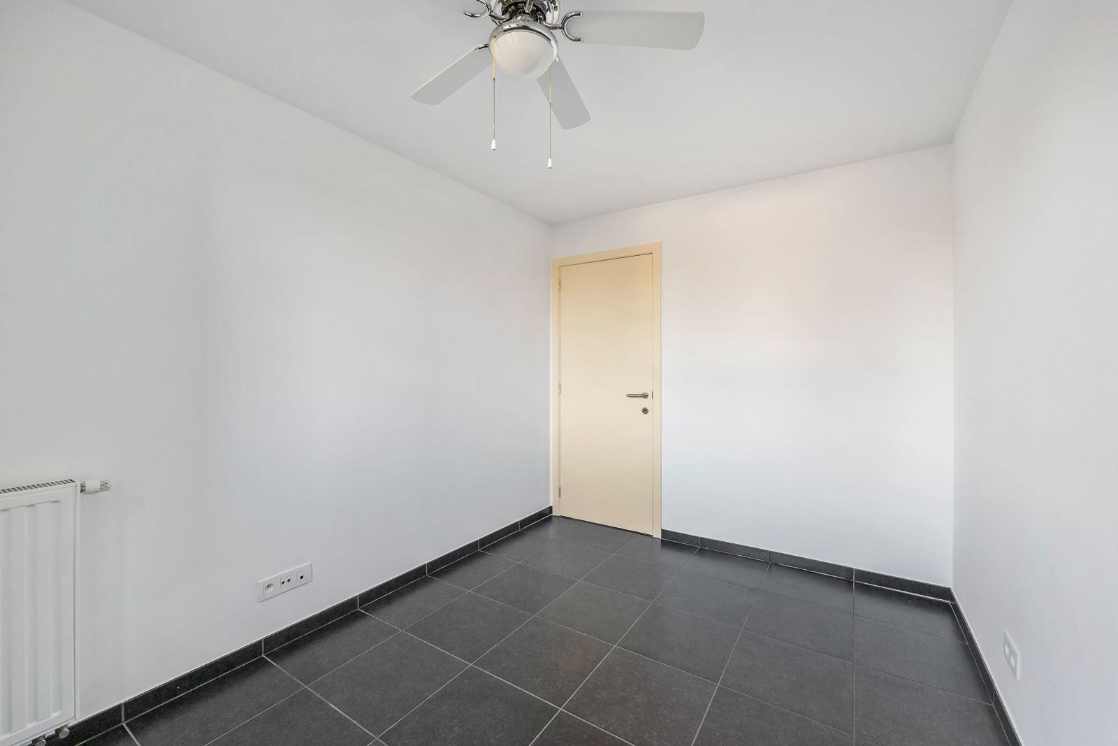 Topgelegen éénslaapkamerappartement met twee terrassen in centrum Kapellen ! foto 11