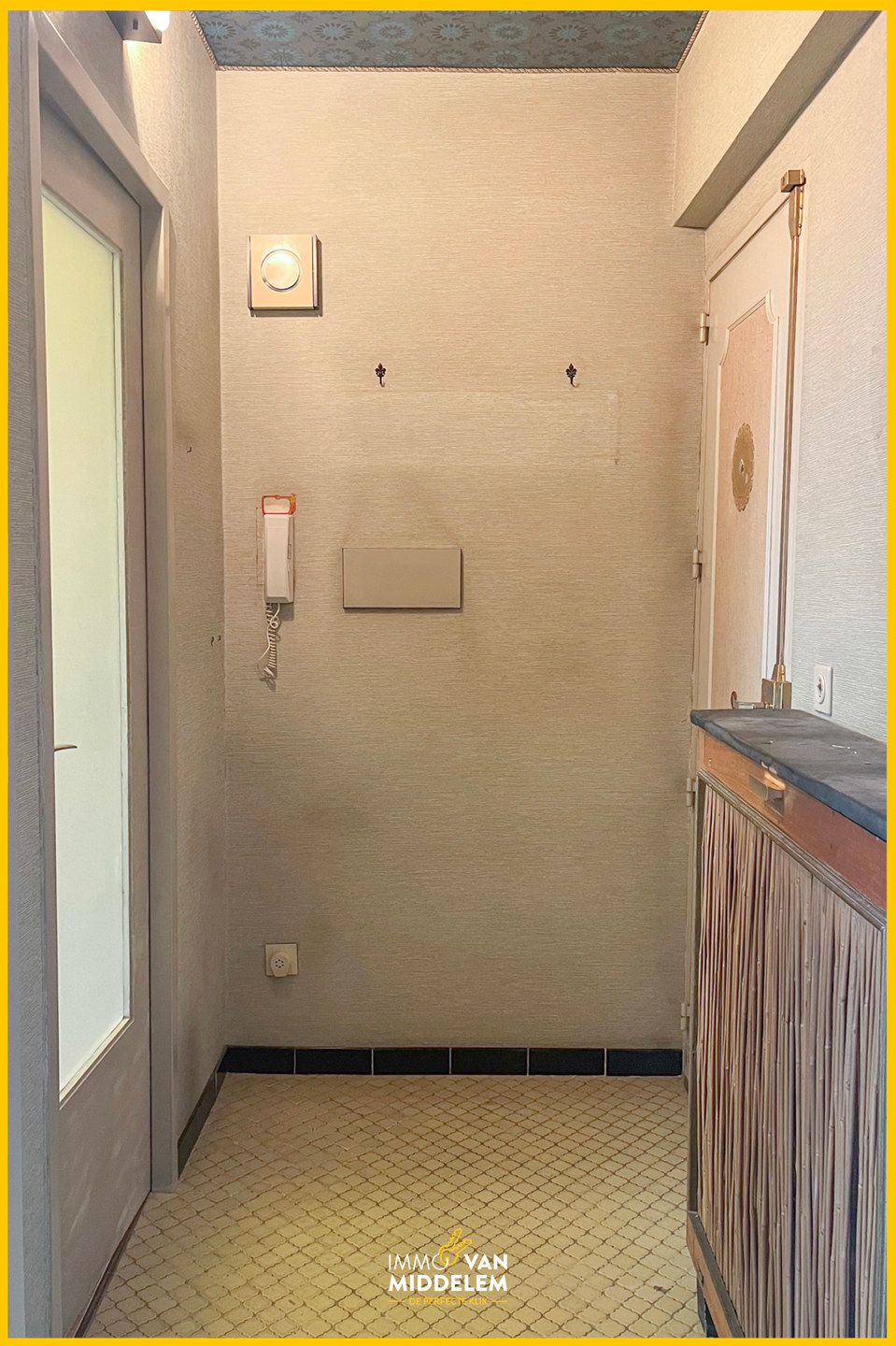 LICHTRIJK APPARTEMENT MET 2 KAMERS EN TERRAS foto 15