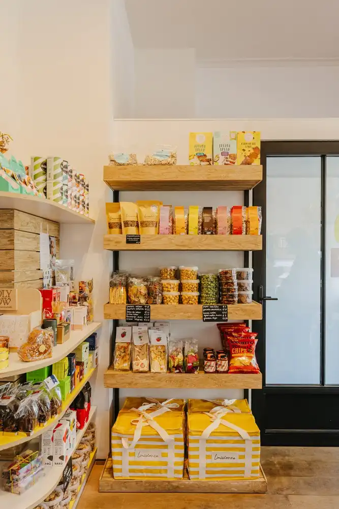 Buitengewoon royaal herenhuis centrum Gent met verwarmd buitenzwembad. foto 30