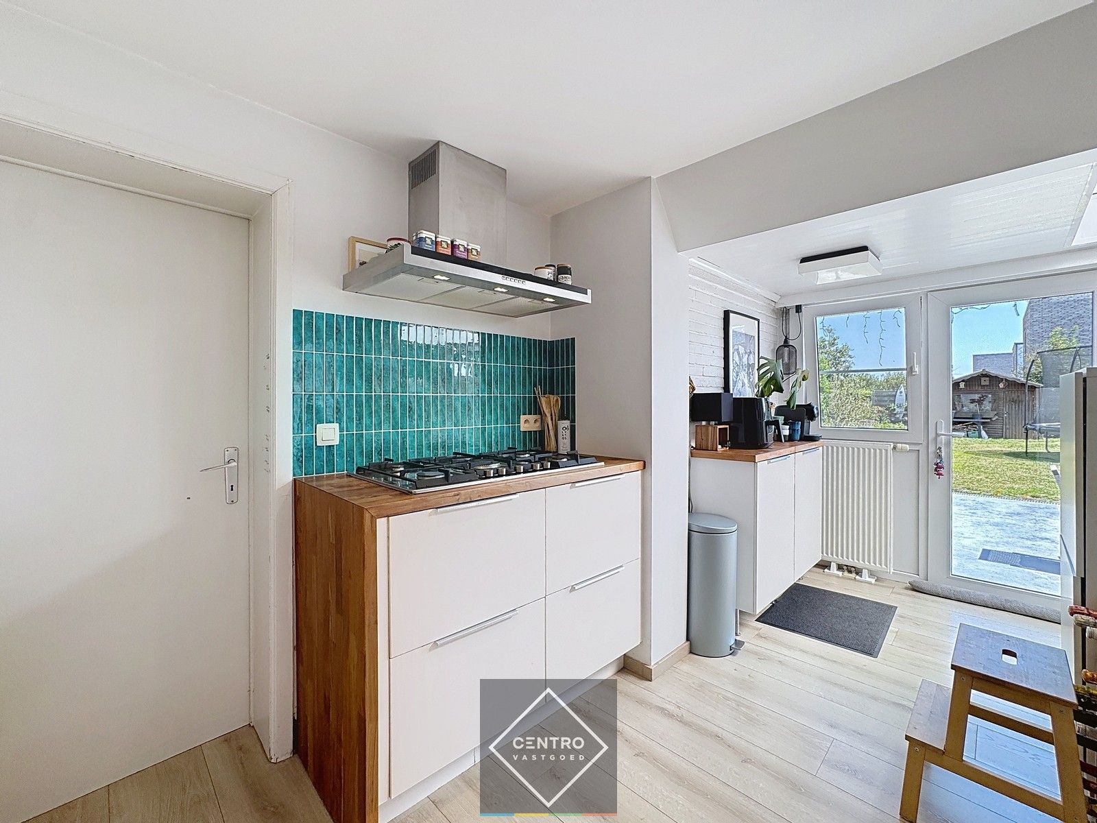 SUPERGEZELLIGE woning met 3 à 4 slpks, garage en LEUKE tuin! foto 7