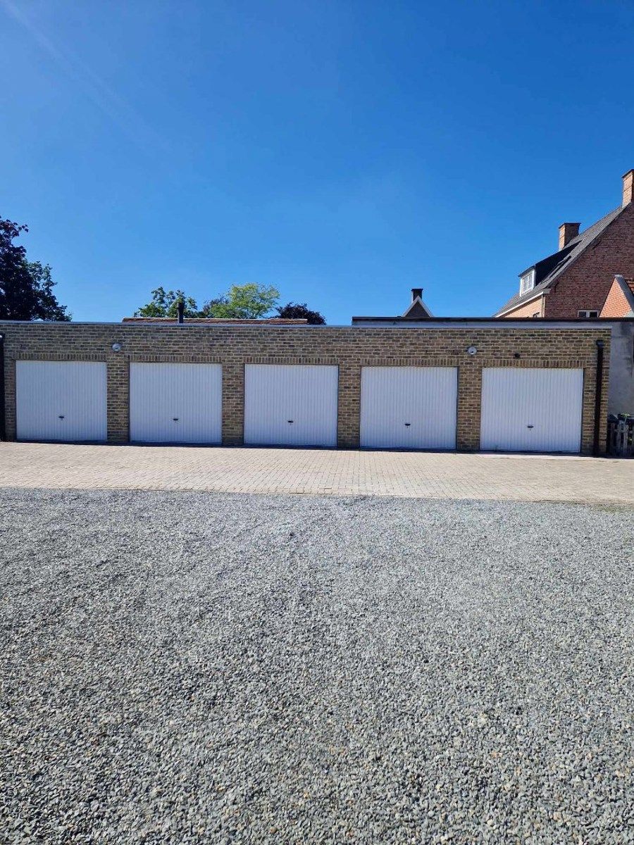 Gelijkvloers appartement met 3 slaapkamers en garagebox foto 15