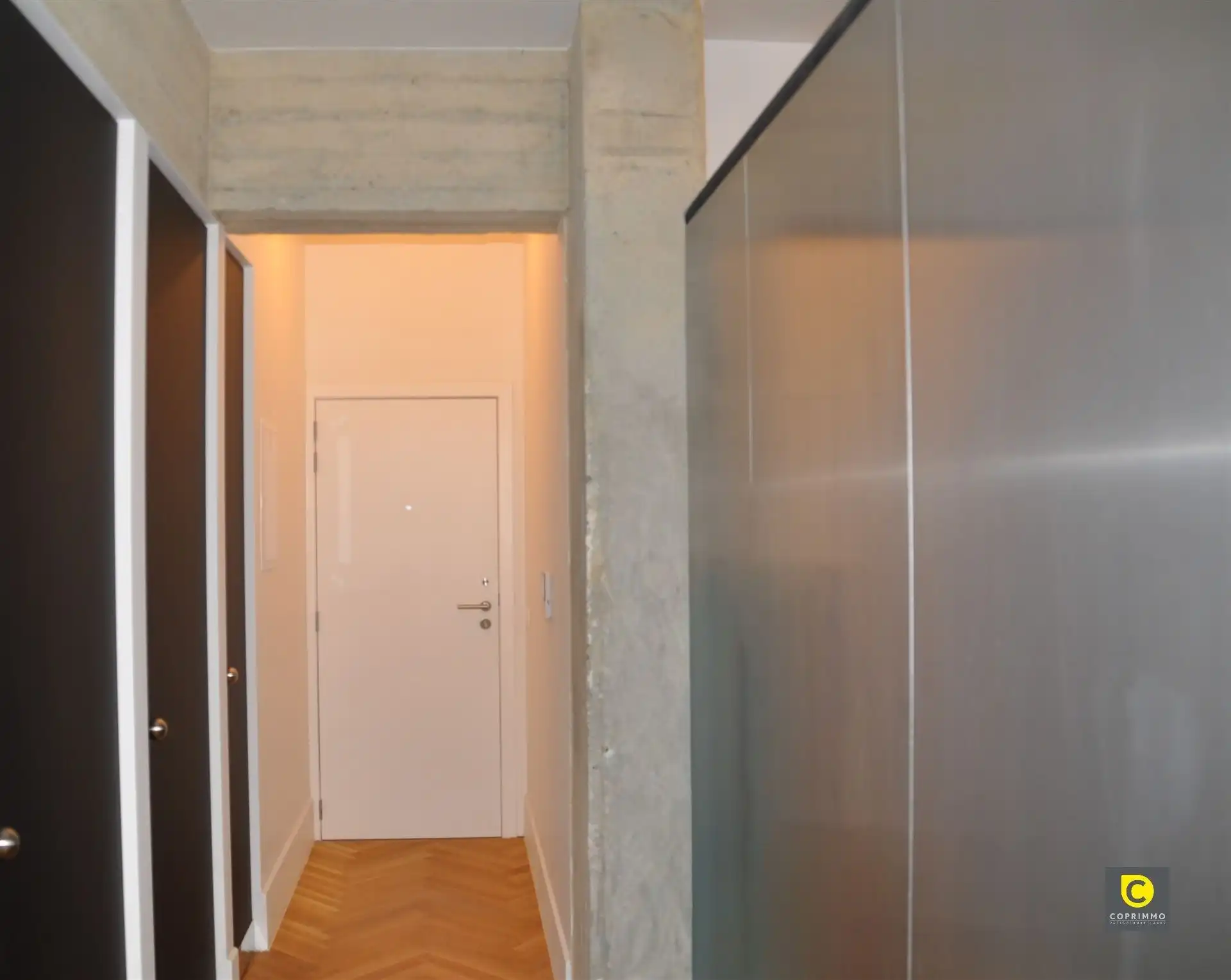 Designstudio op topligging aan het Leopoldplein foto 14