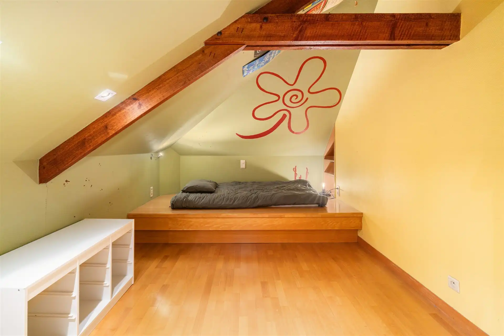 Karaktervolle woning met 5 slaapkamers en loods te Wetteren foto 15