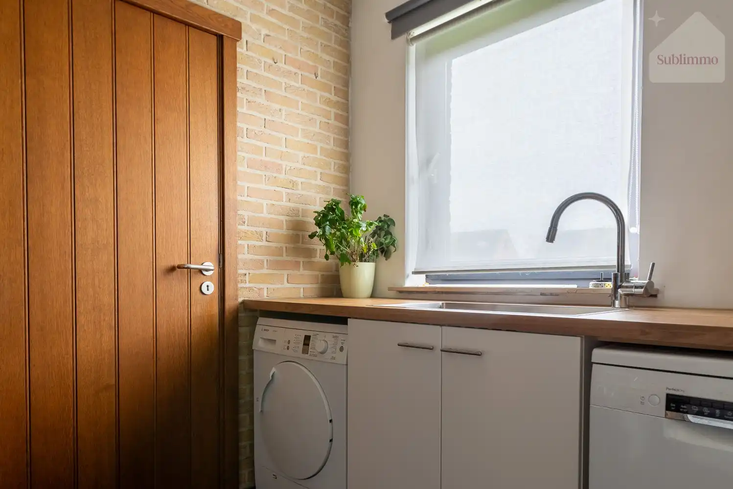 Rustig gelegen gezinswoning met 3 slaapkamers op een perceel van 744 m². foto 12