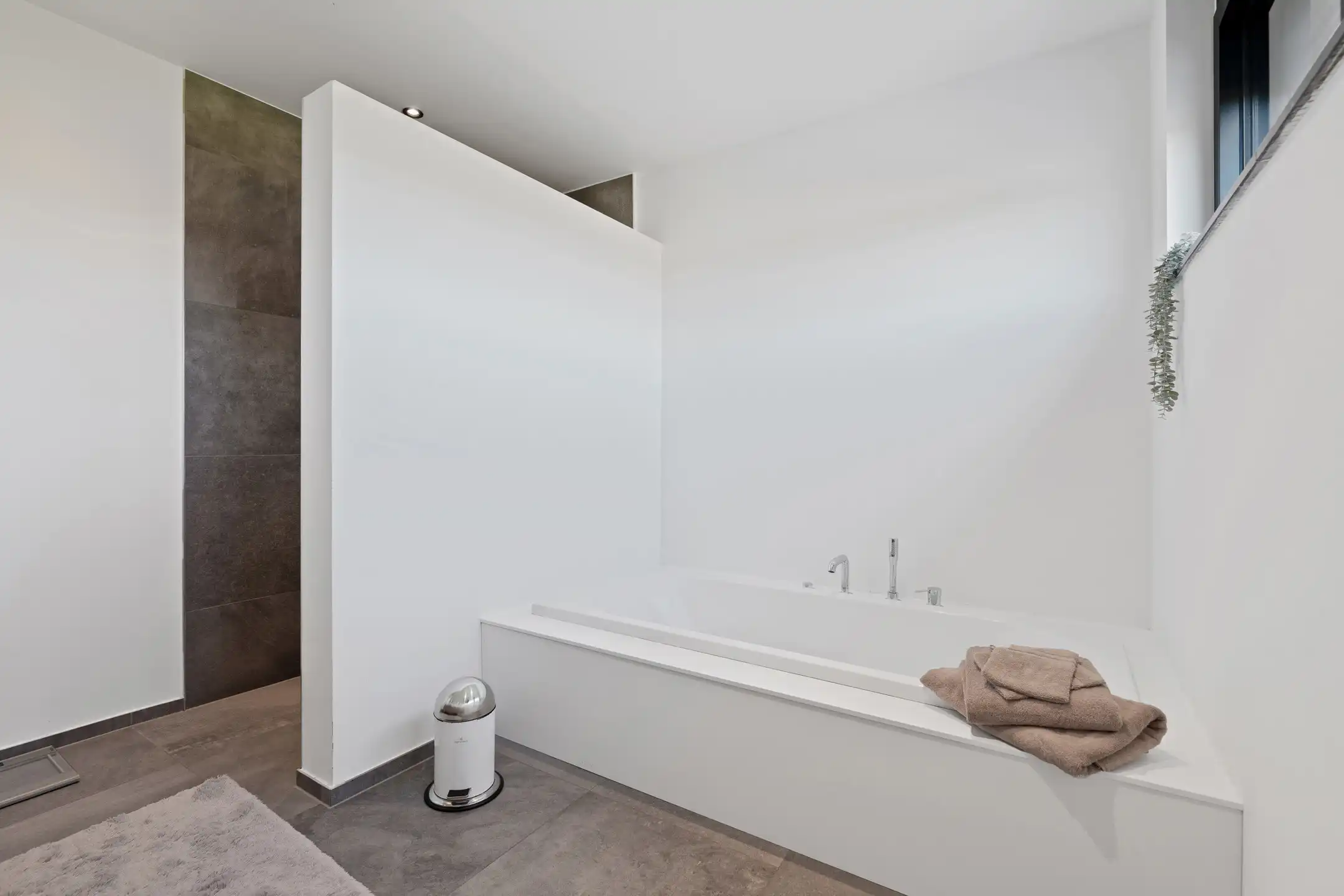 Exclusieve woning met zwembad te Moelingen foto 26