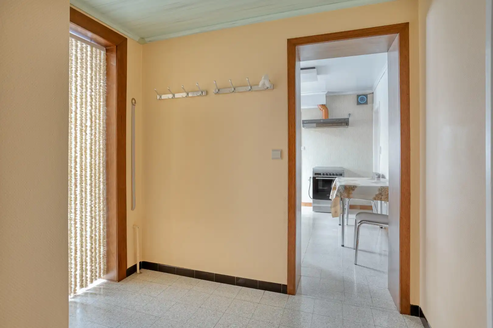 Rustig gelegen renovatiewoning, met 4 slaapkamers en een bewoonbare oppervlakte van 164 m² foto 11