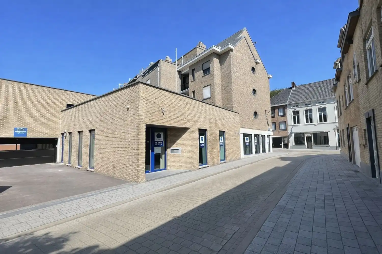 Commerciële ruimte te huur Stationsstraat 1 - 9990 Maldegem