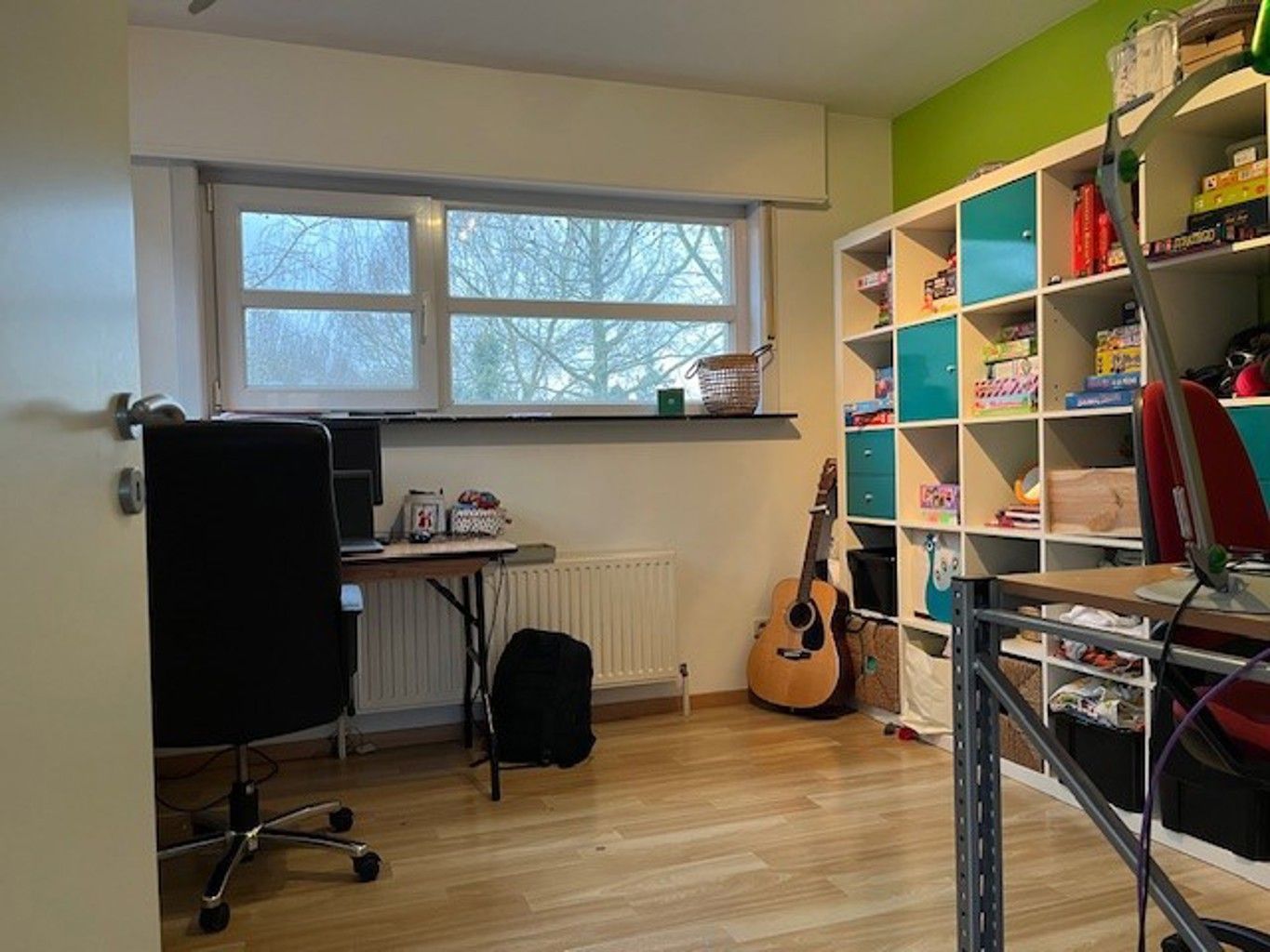 Ruime woning met 4 slaapkamers, tuin en garage in 'Sint Lucaswijk' te Ekeren.  foto 13