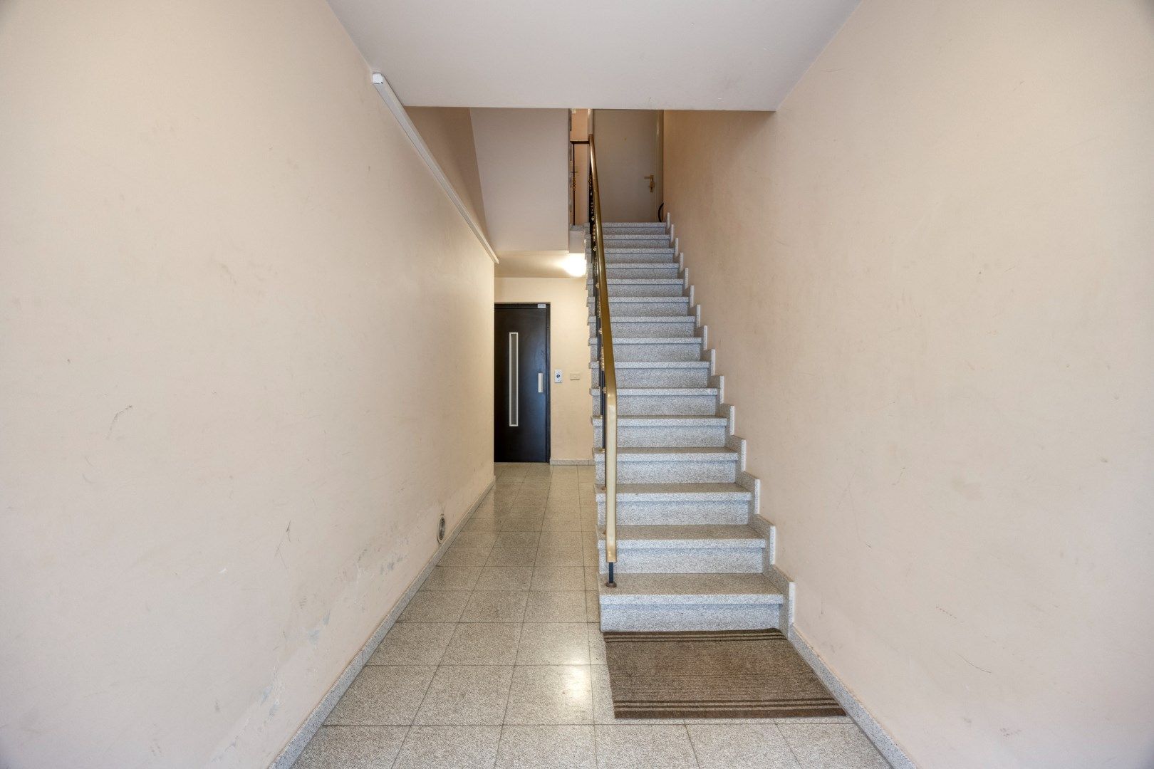 investeringseigendom van 2 appartementen in kleinschalig gebouw  foto 3