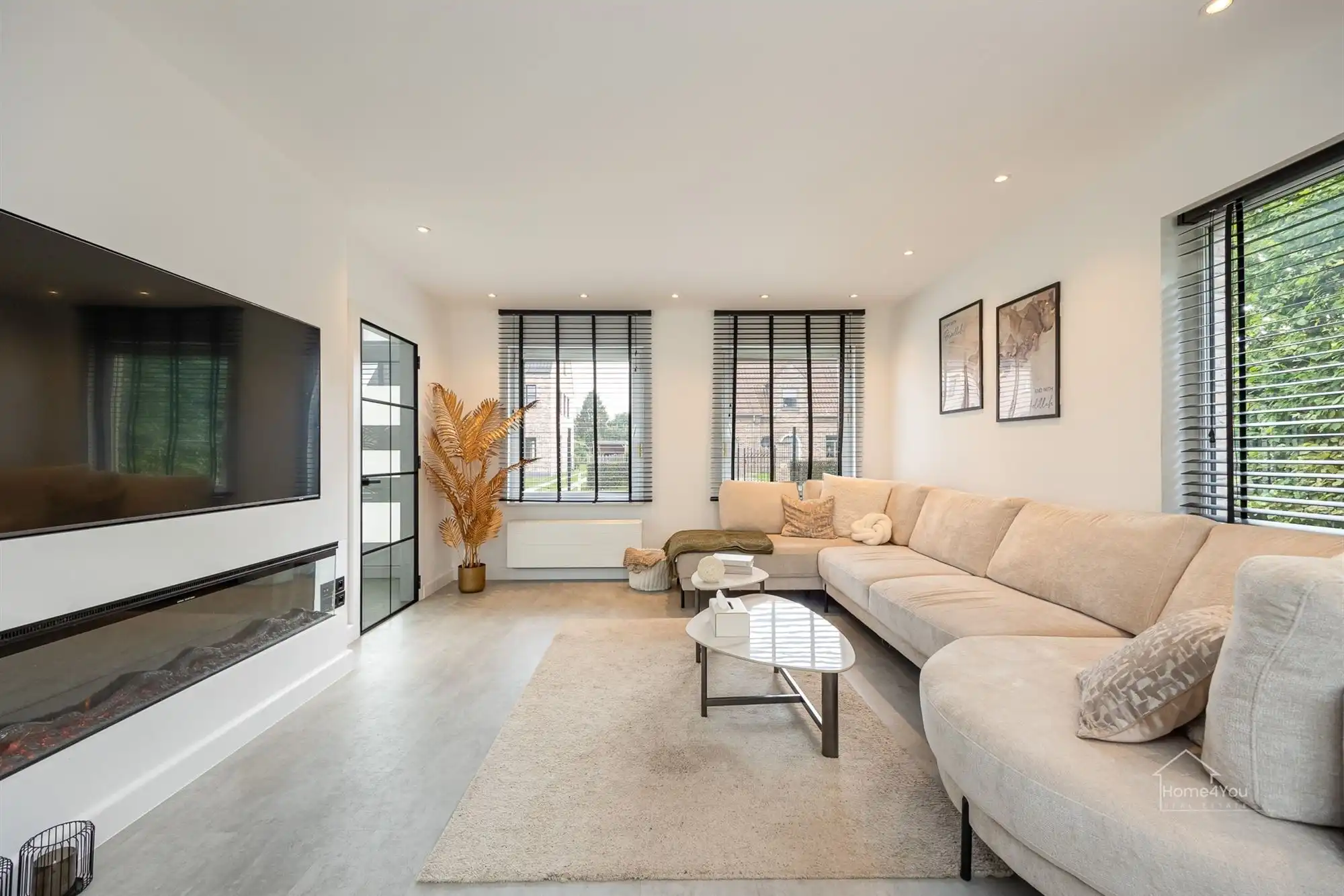 Moderne villa met 3 slaapkamers en zwembad te Waasmunster! foto 5