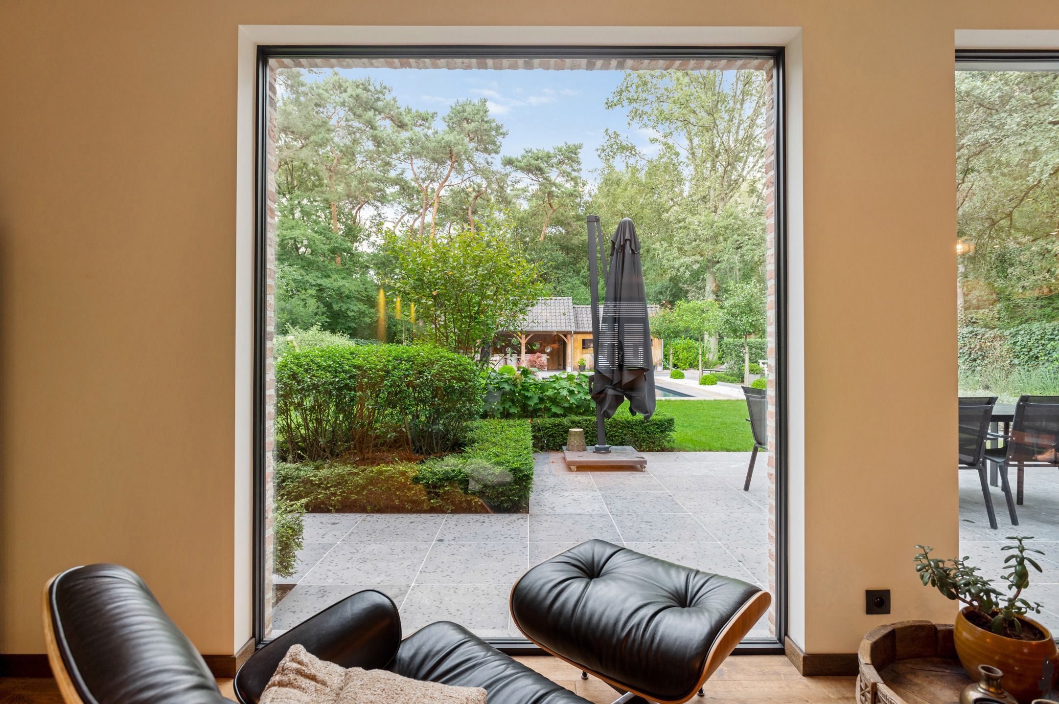 Villa met prachtige tuin, zwembad en poolhouse! foto 37