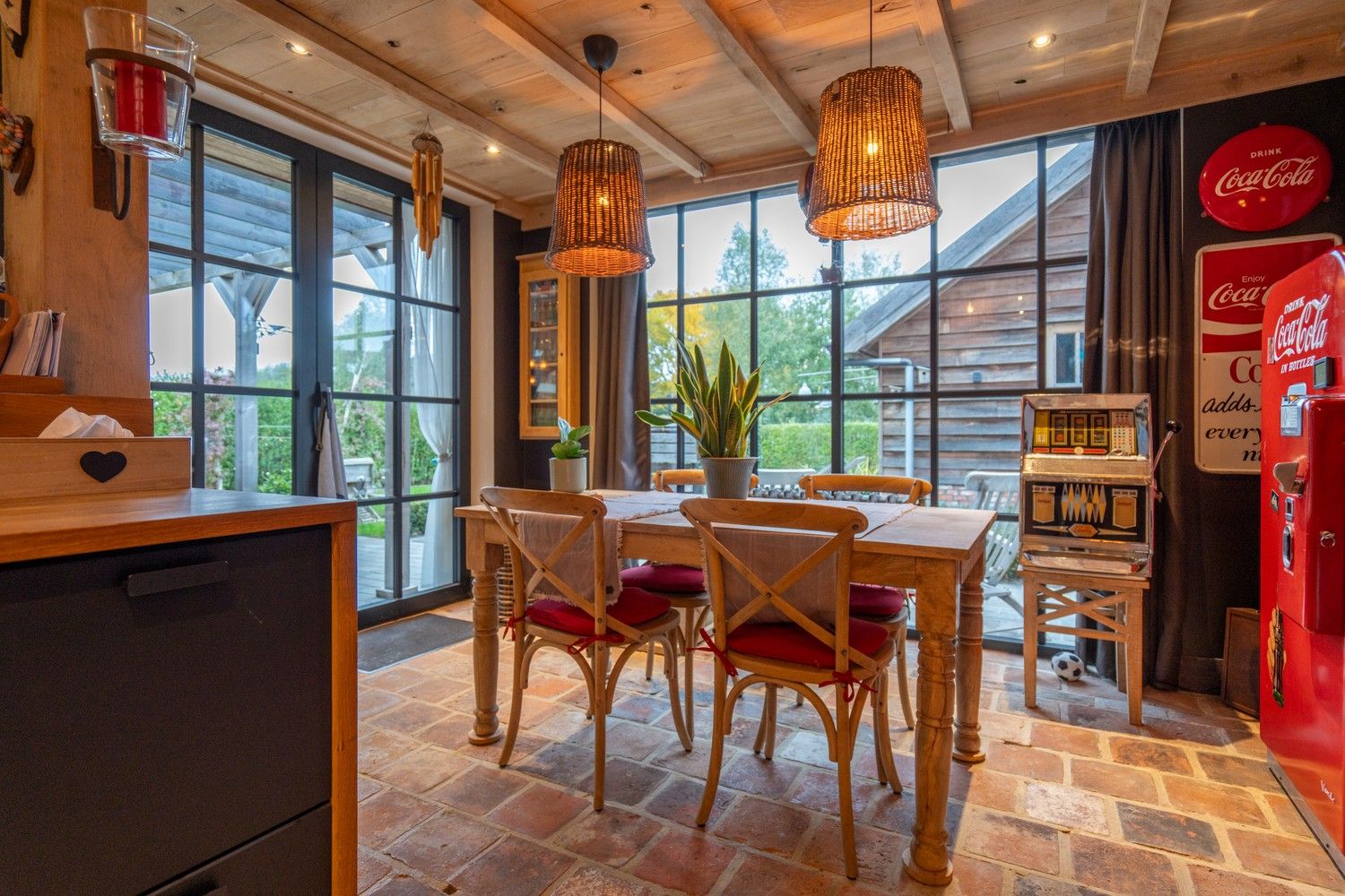 PRACHTVILLA MET ZICHT OP GROEN foto 5