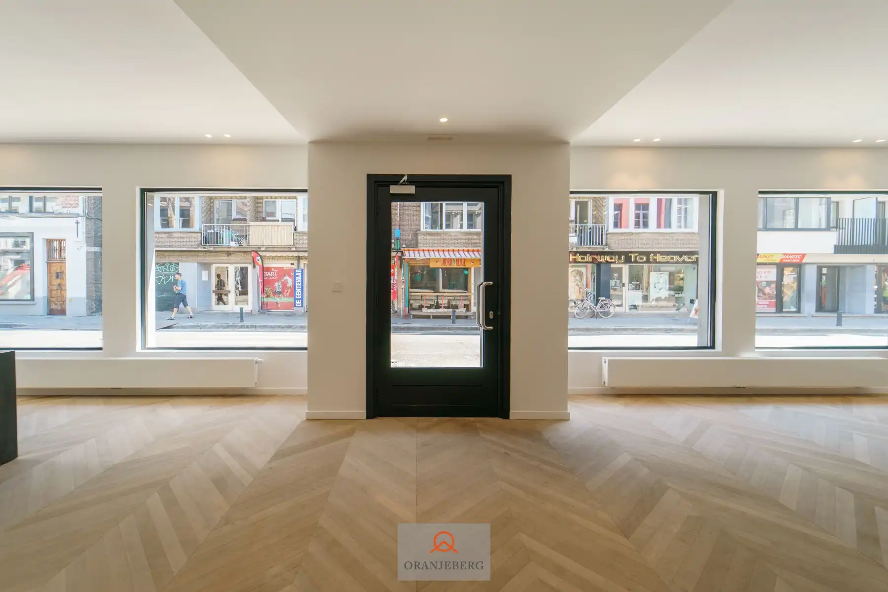 Prachtig handelsgelijkvloers in centrum Gent foto 3