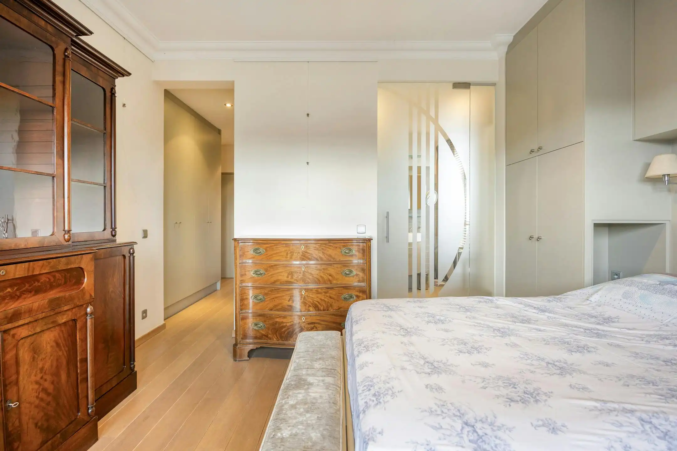 Appartement met twee slaapkamers en parkzicht te koop in Antwerpen centrum foto 17