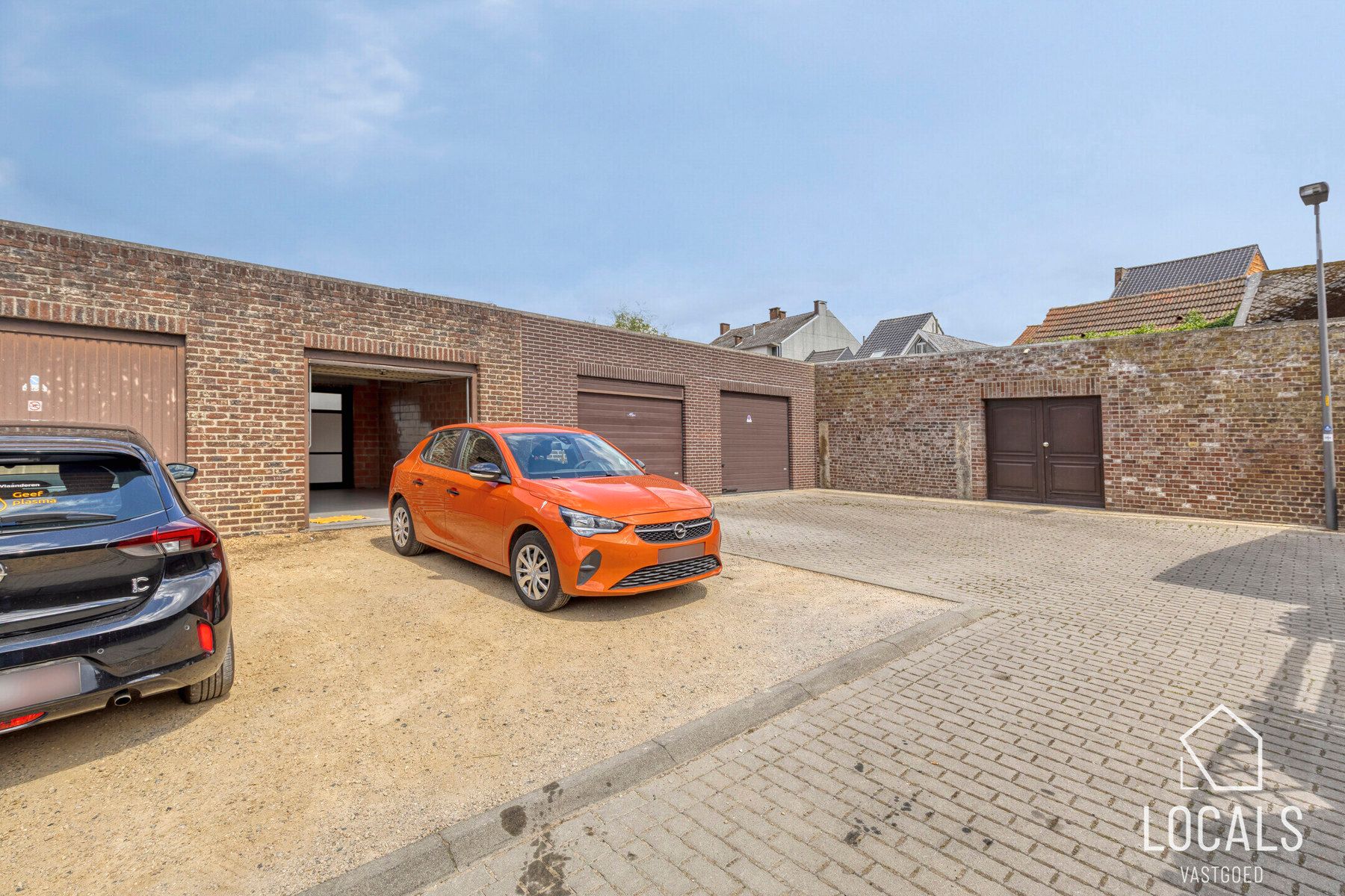 Handelspand met woonst, tuin en garage in centrum Ninove foto 32