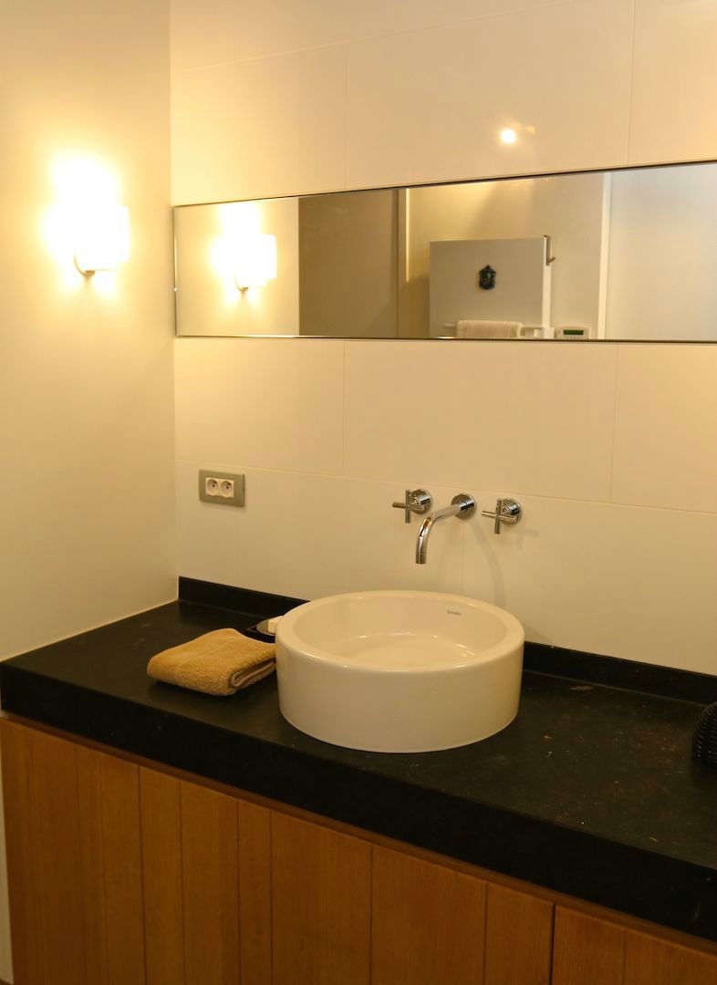 Designwoning aan de reien ! Verrassend en eigentijds, les pieds dans l’eau … foto 16