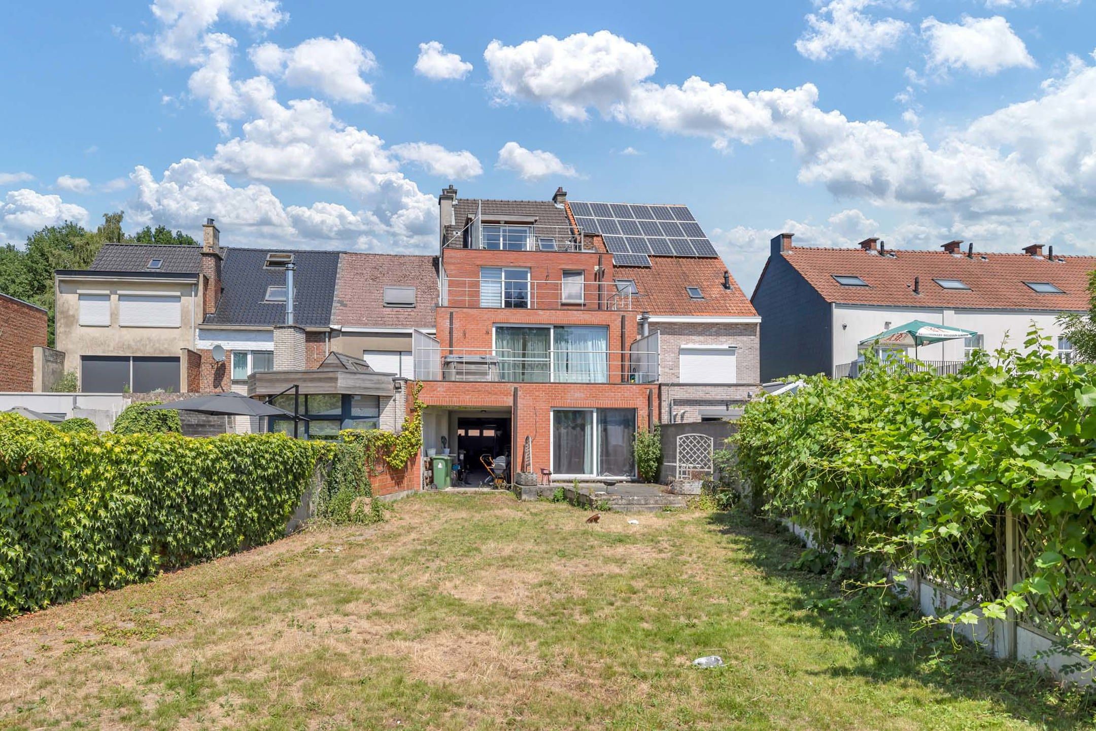 Instapklare studio met ruim terras op rustige locatie foto 12