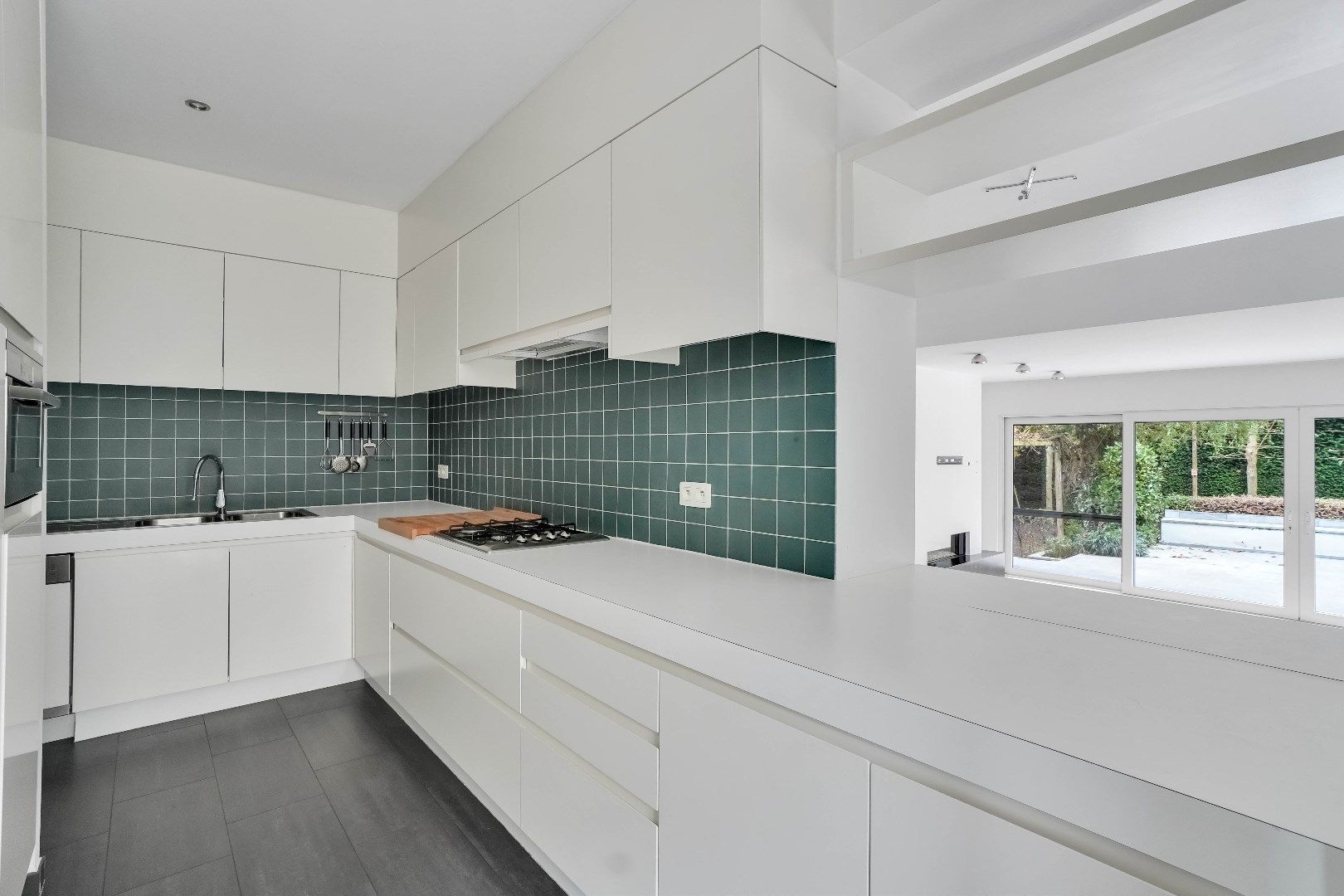 IN OPTIE ! GEZINSWONING MET EEN BEWOONBARE OPP. VAN 198 M² OP EEN MOOI PERCEEL AAN DE MAAS ! foto 8