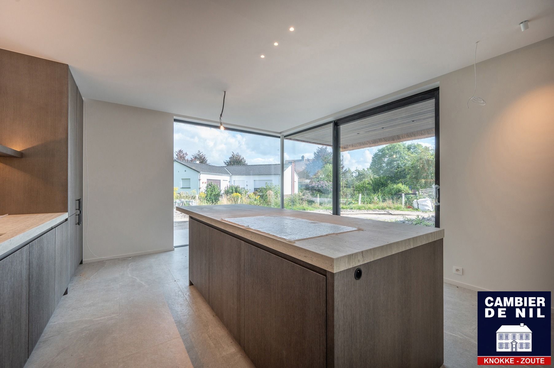 Alleenstaande energiezuinig en uitzonderlijk afgewerkte nieuwbouwvilla foto 4