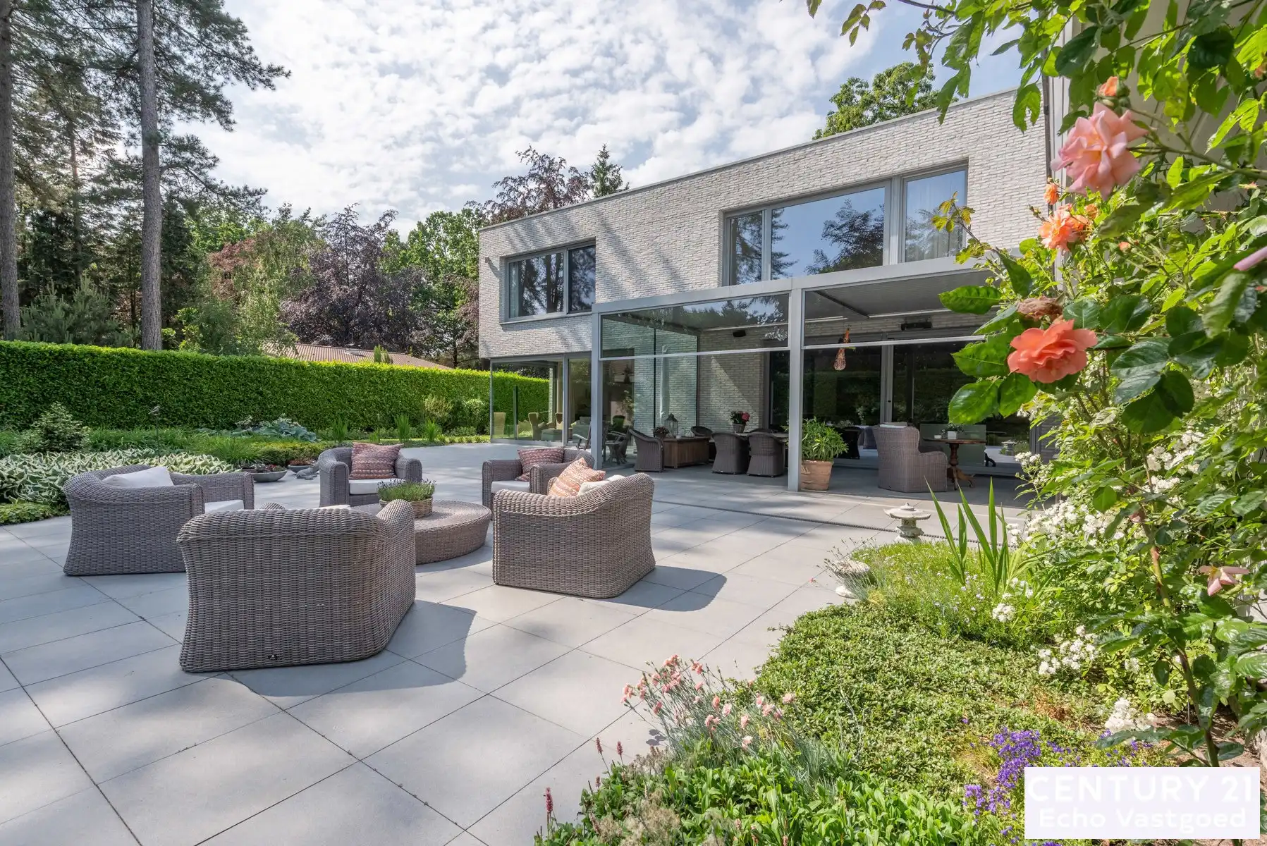 Exclusieve onderhouden architectenvilla in villawijk De Lint foto 6