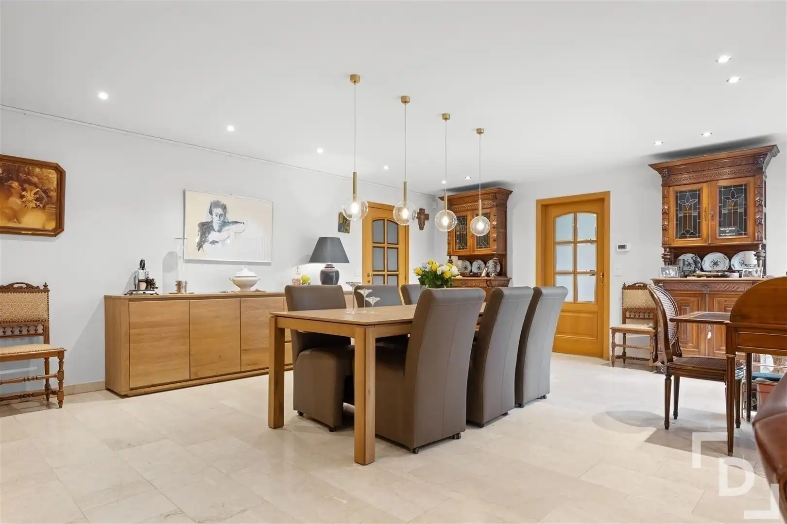 Ruime en energiezuinige villa te koop in Poperinge foto 10