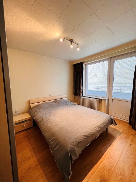 Volledig gerenoveerd, gemeubeld appartement met 2 slaapkamers foto 10