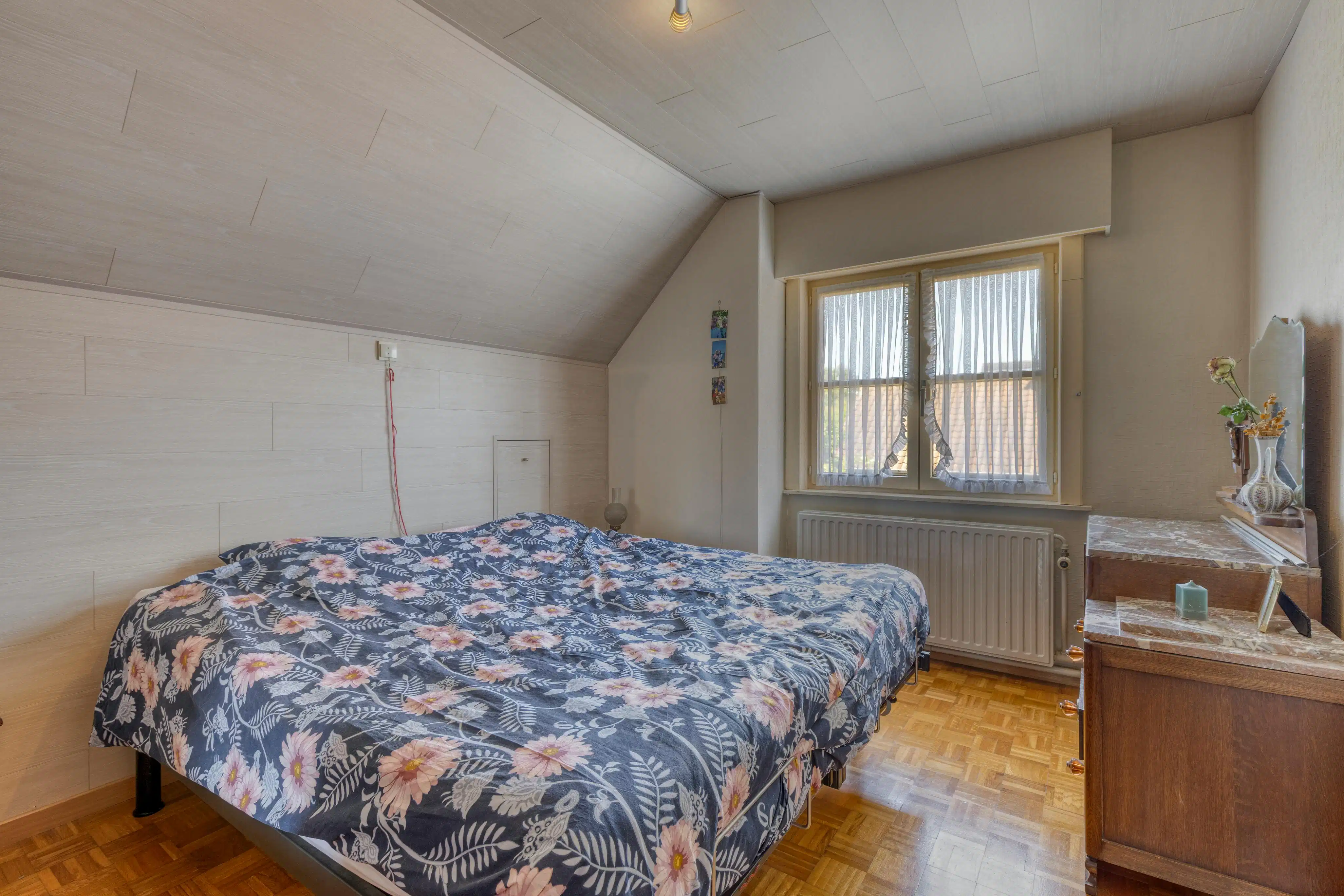 Alleenstaand huis met 5 kamers te koop in Beveren-Leie foto 13