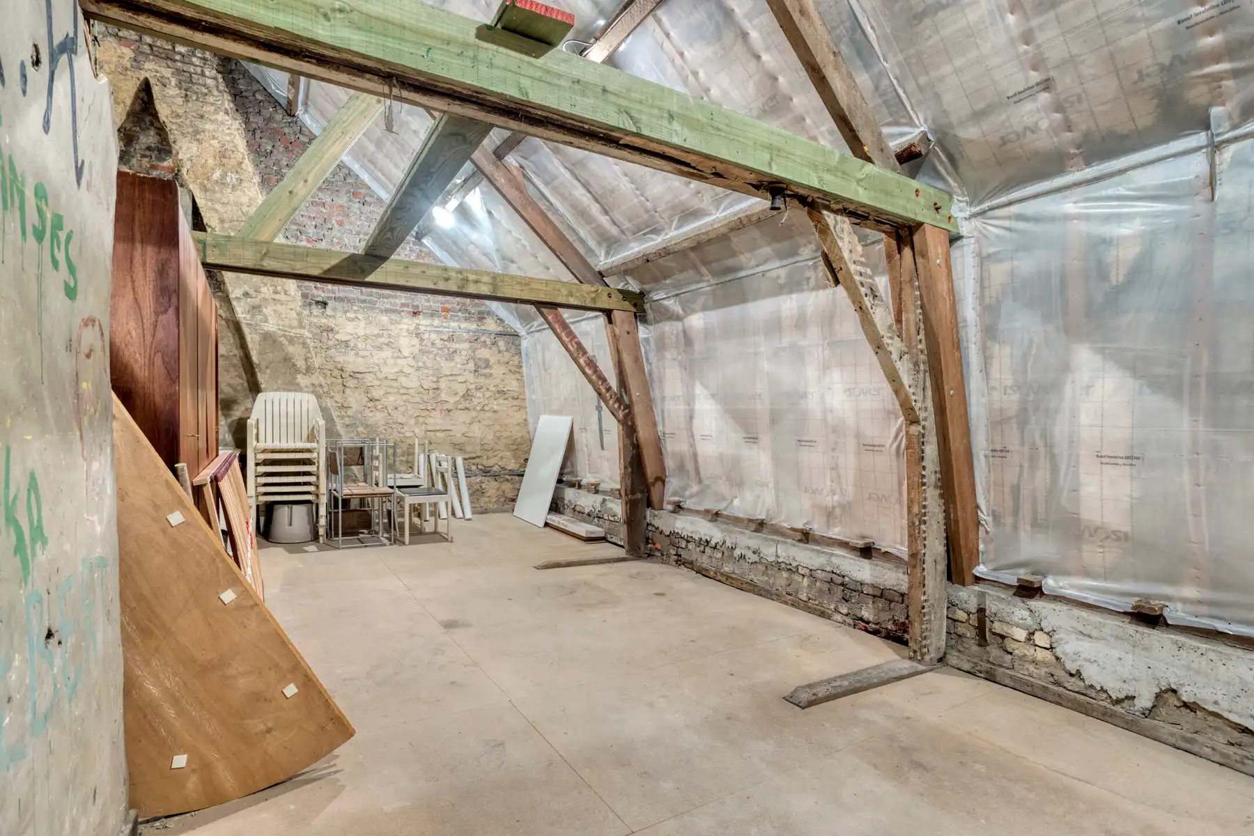 Ruime halfopen bebouwing met 4 slaapkamers! foto 27