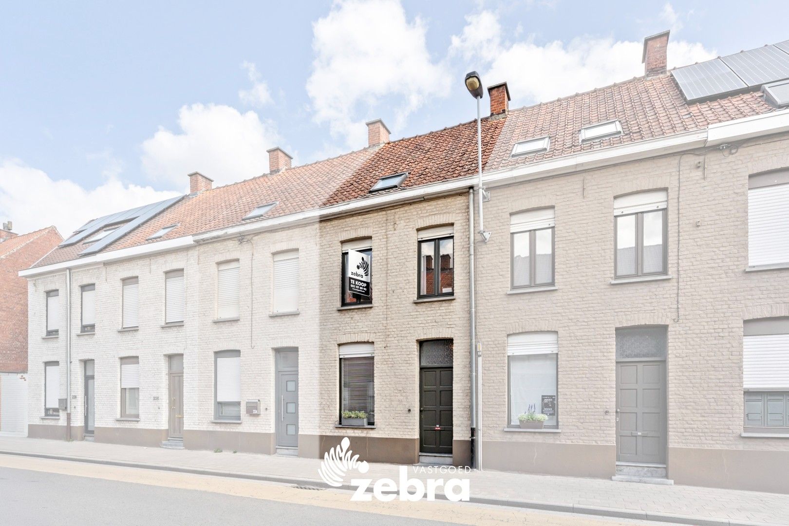 Instapklare en verzorgde woning nabij het centrum van Roeselare! foto 2