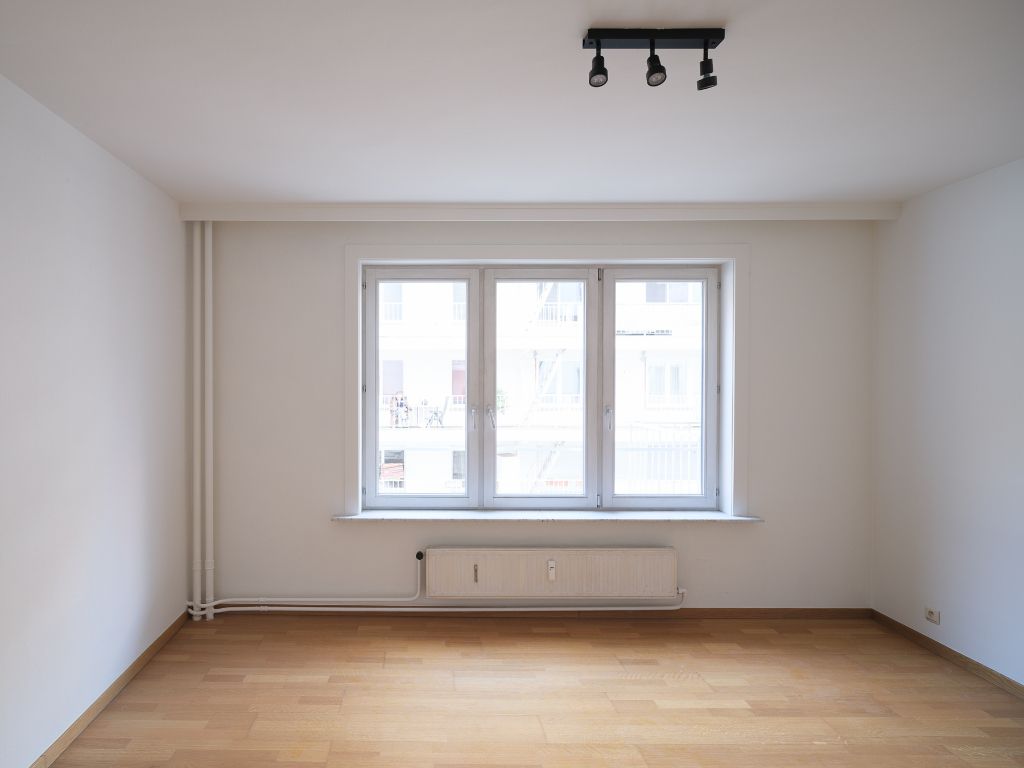 Lichtrijk 3-slaapkamer appartement met zicht op de Ketelvest foto 9