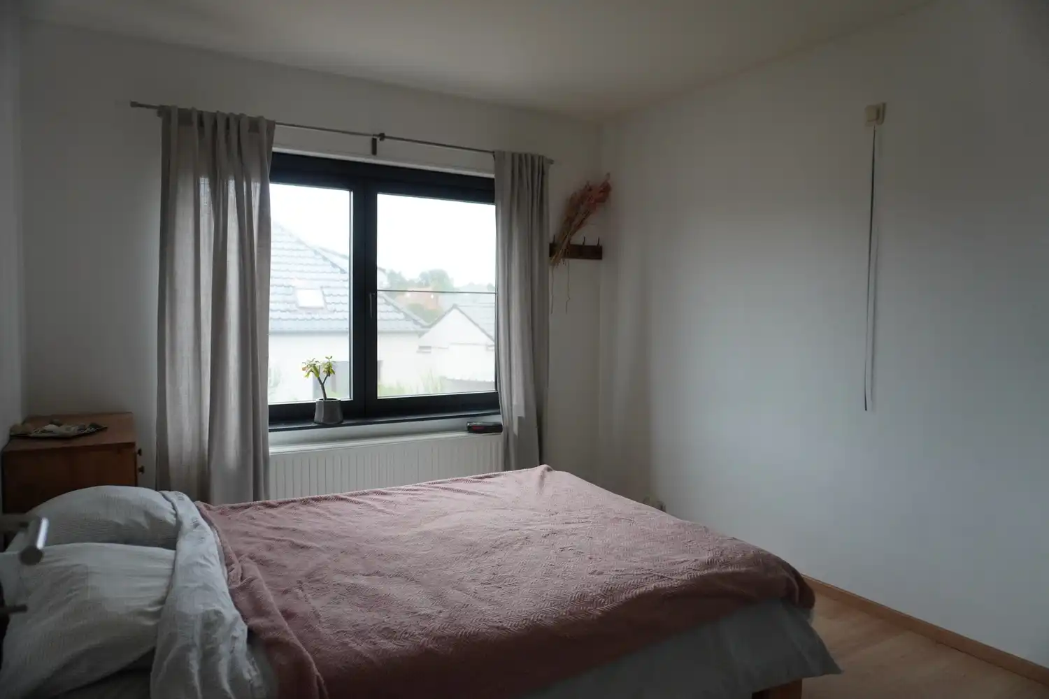 Ruim appartement met 3 slaapkamers, terras en garage op gunstige ligging in Beringen foto 7