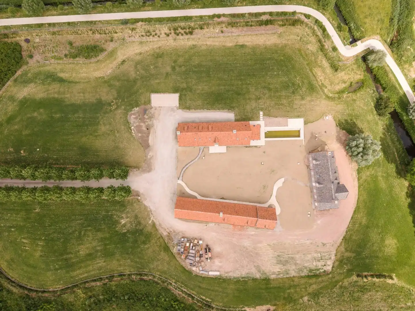 Uitzonderlijke nieuwbouwhoeve op ruim 2 hectare in Roeselare foto 11