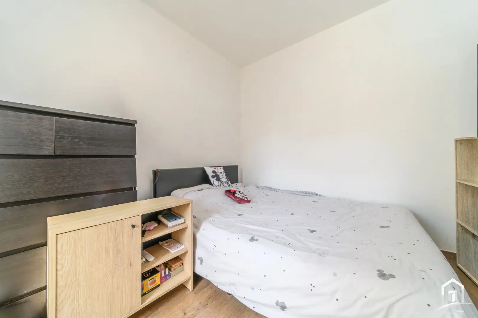 Gerenoveerde woning met 3 slaapkamers, garage en tuin in Kerksken foto 14