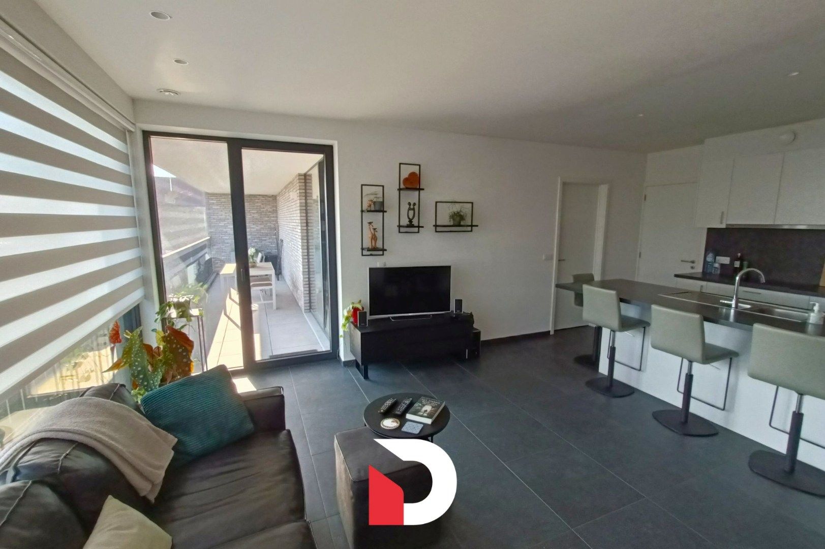 Gezellig appartement met 1 slaapkamer te Sint-Pieters foto 2