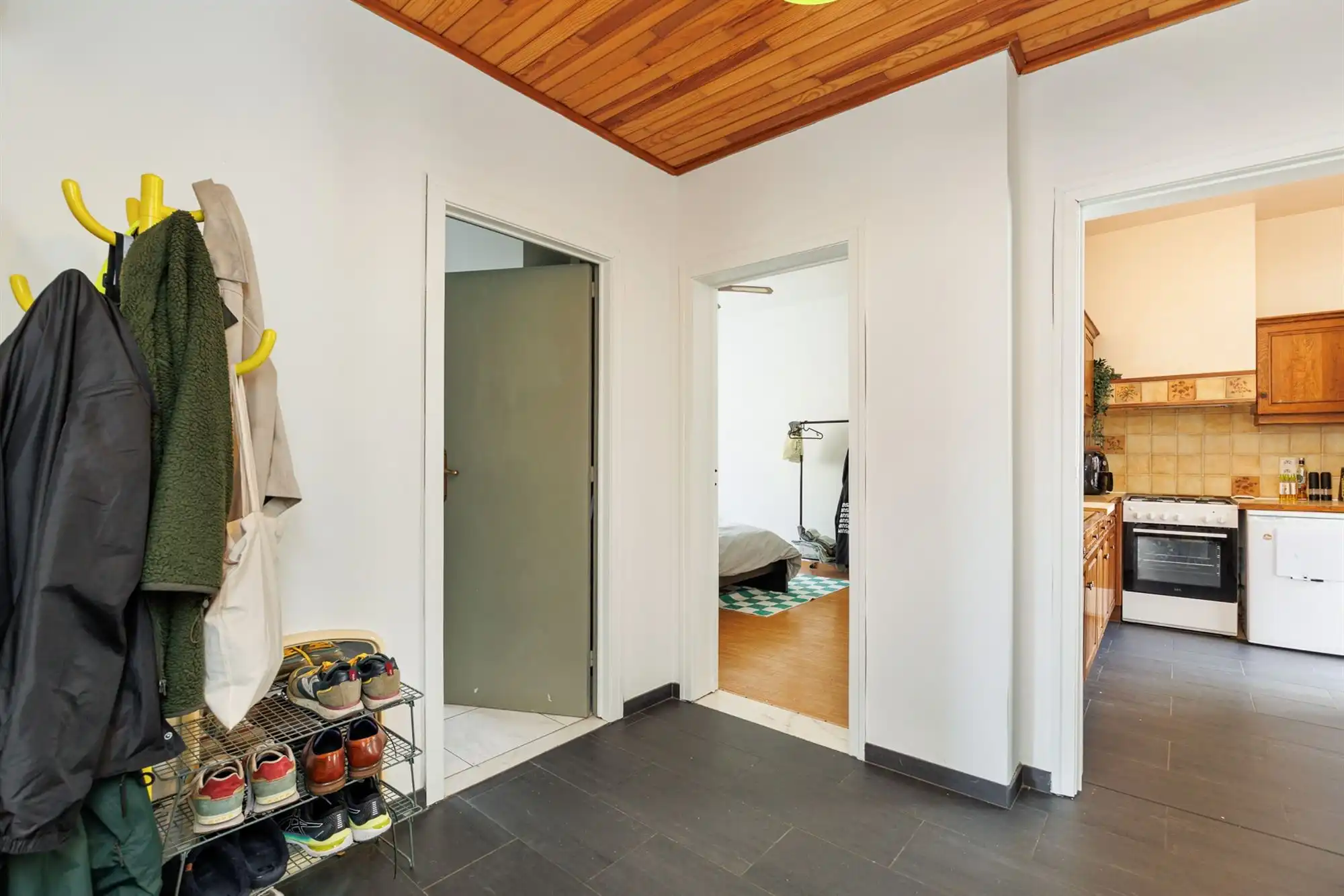 Appartement met terras op gunstige locatie foto 6