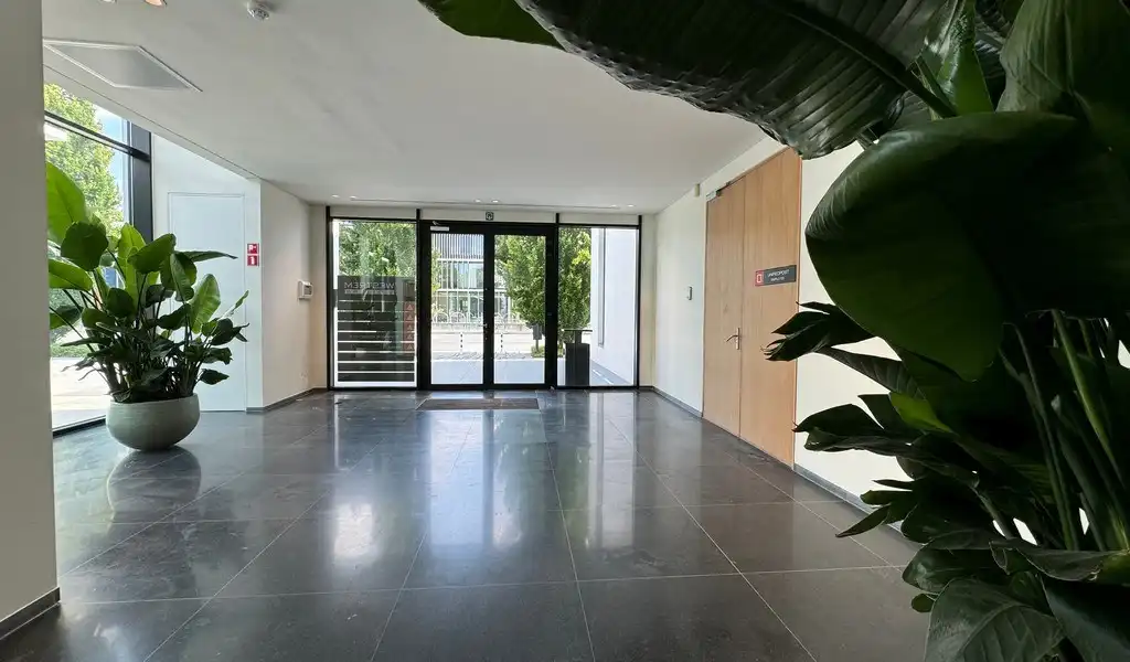 Kantoor te huur in Westrem Building in Gent foto 2