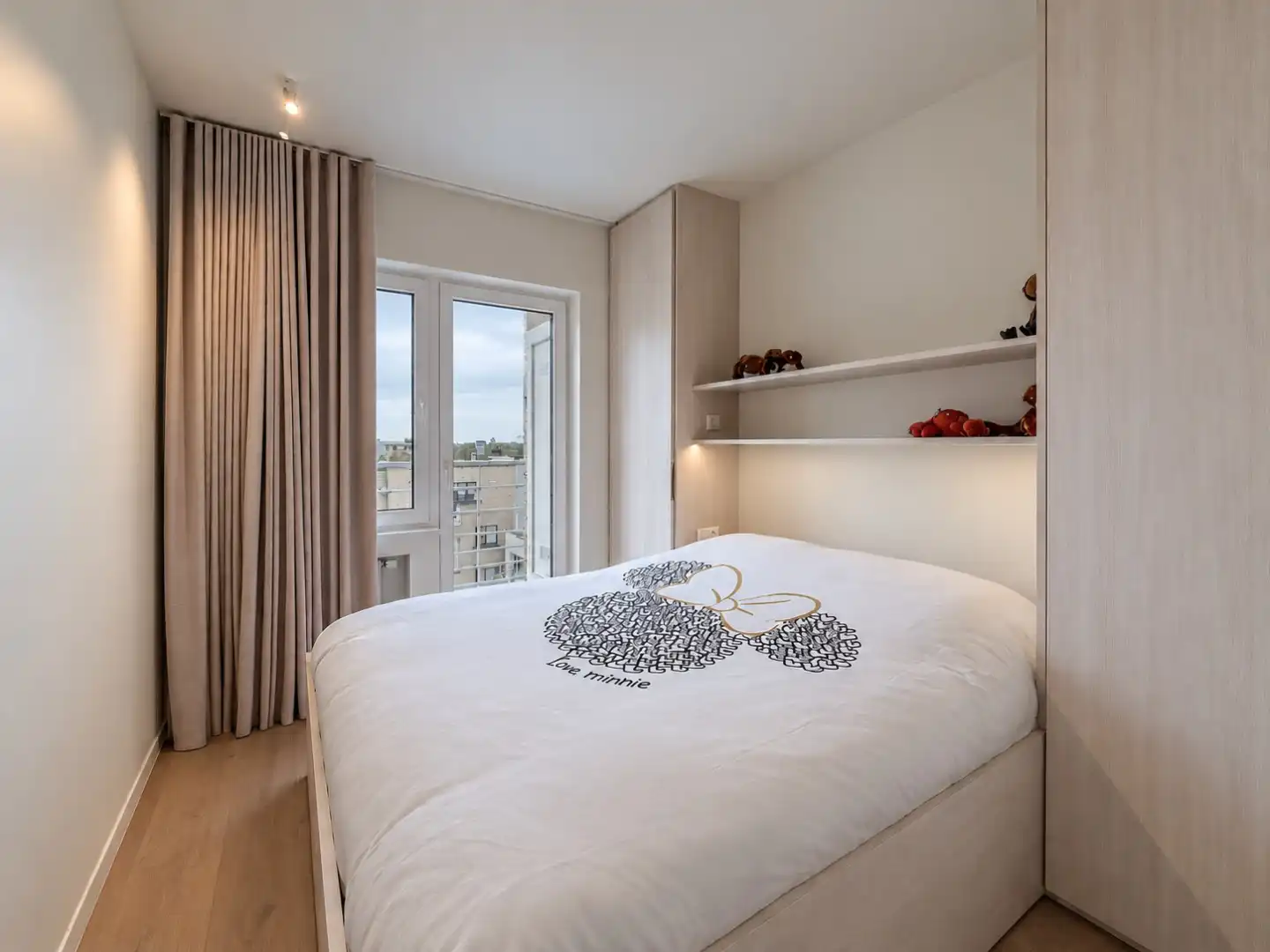 Luxueus gerenoveerd appartement met 3 slaapkamers en frontaal zeezicht te Oostduinkerke foto 9