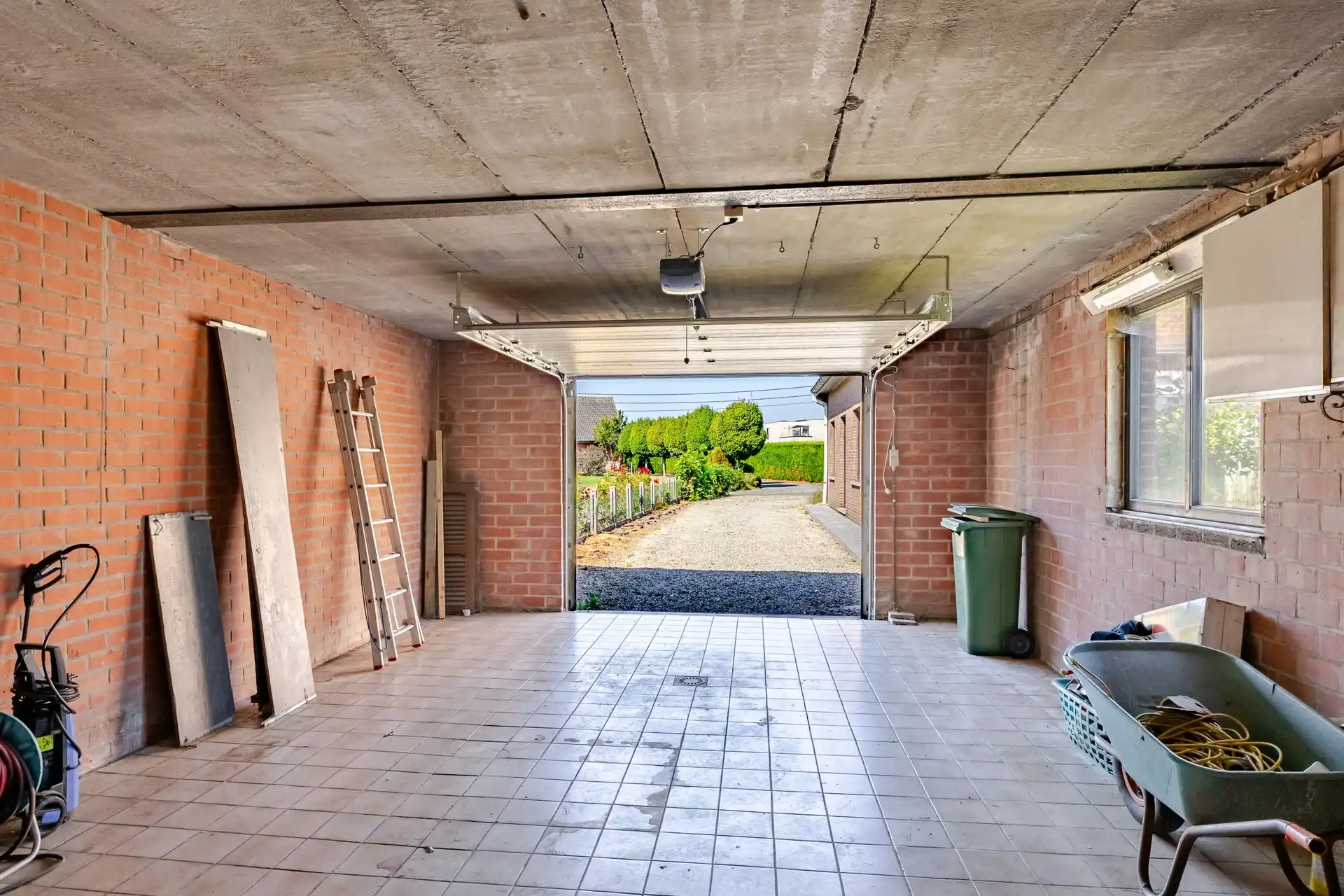 Uitstekend gelegen open bebouwing op groot perceel foto 19